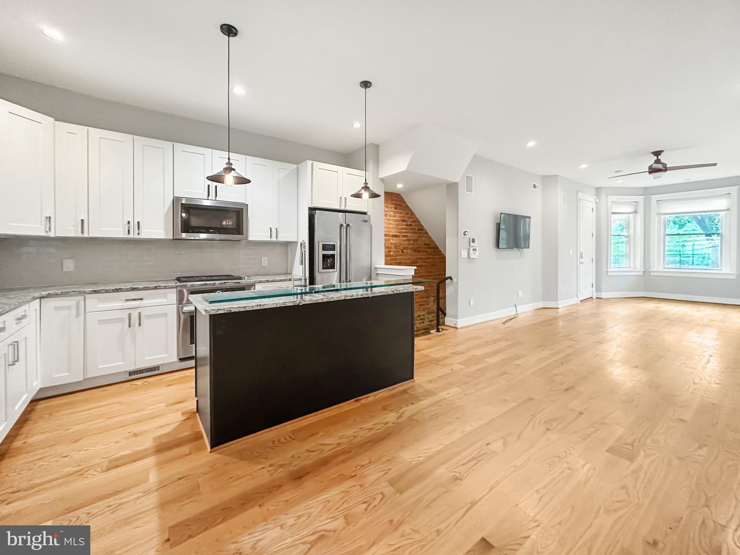 122 Bryant St NW #1