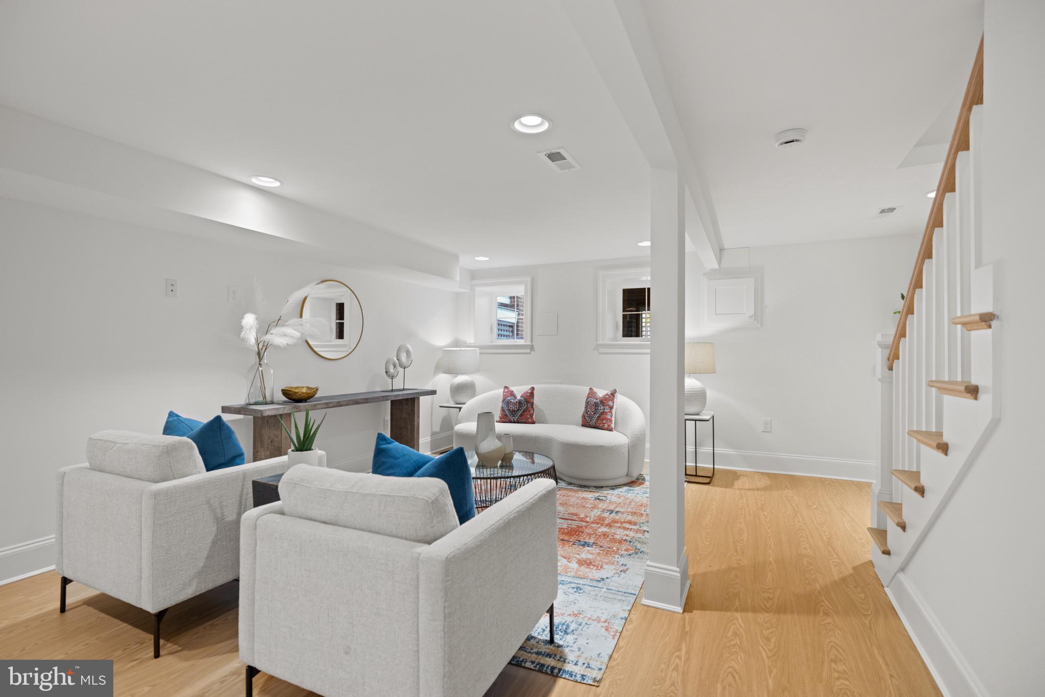 1422 TAYLOR STREET NW