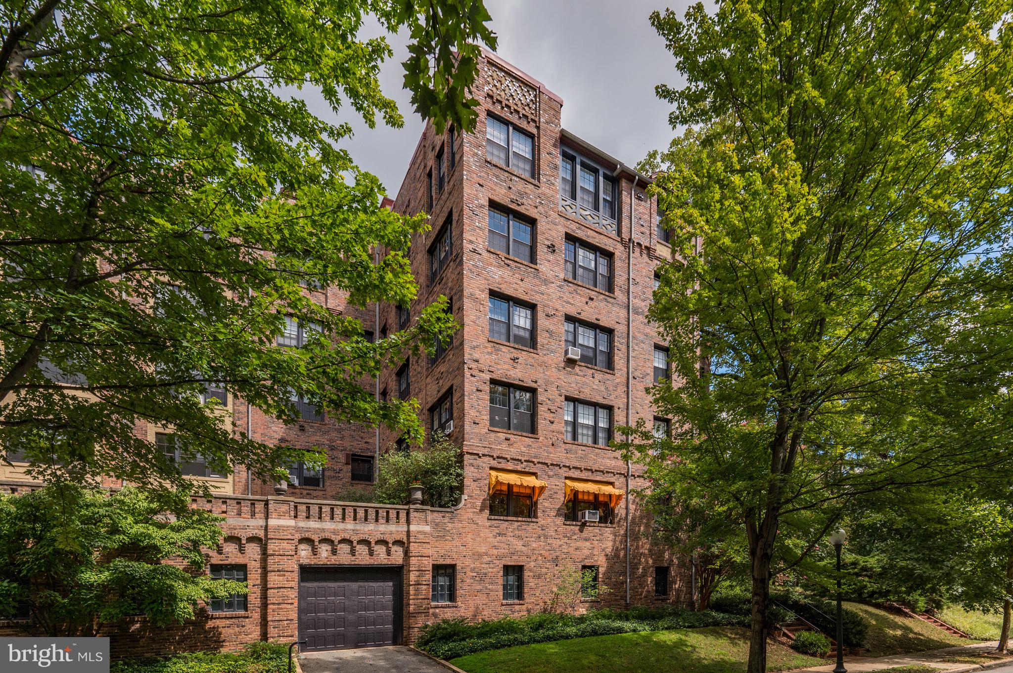 3031 Sedgwick St NW #502-E