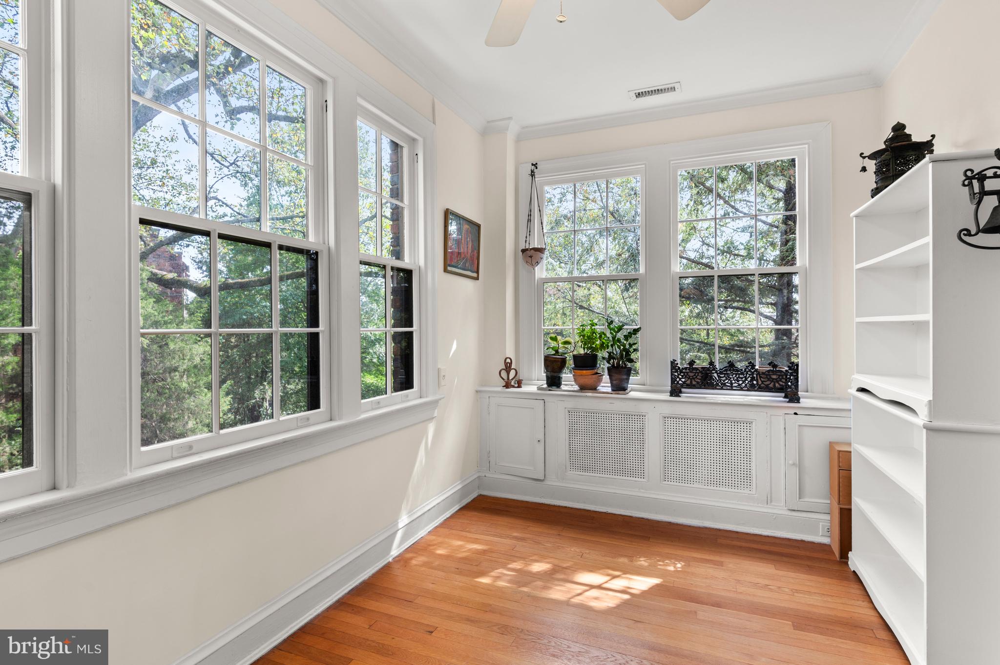 3031 Sedgwick St NW #502-E