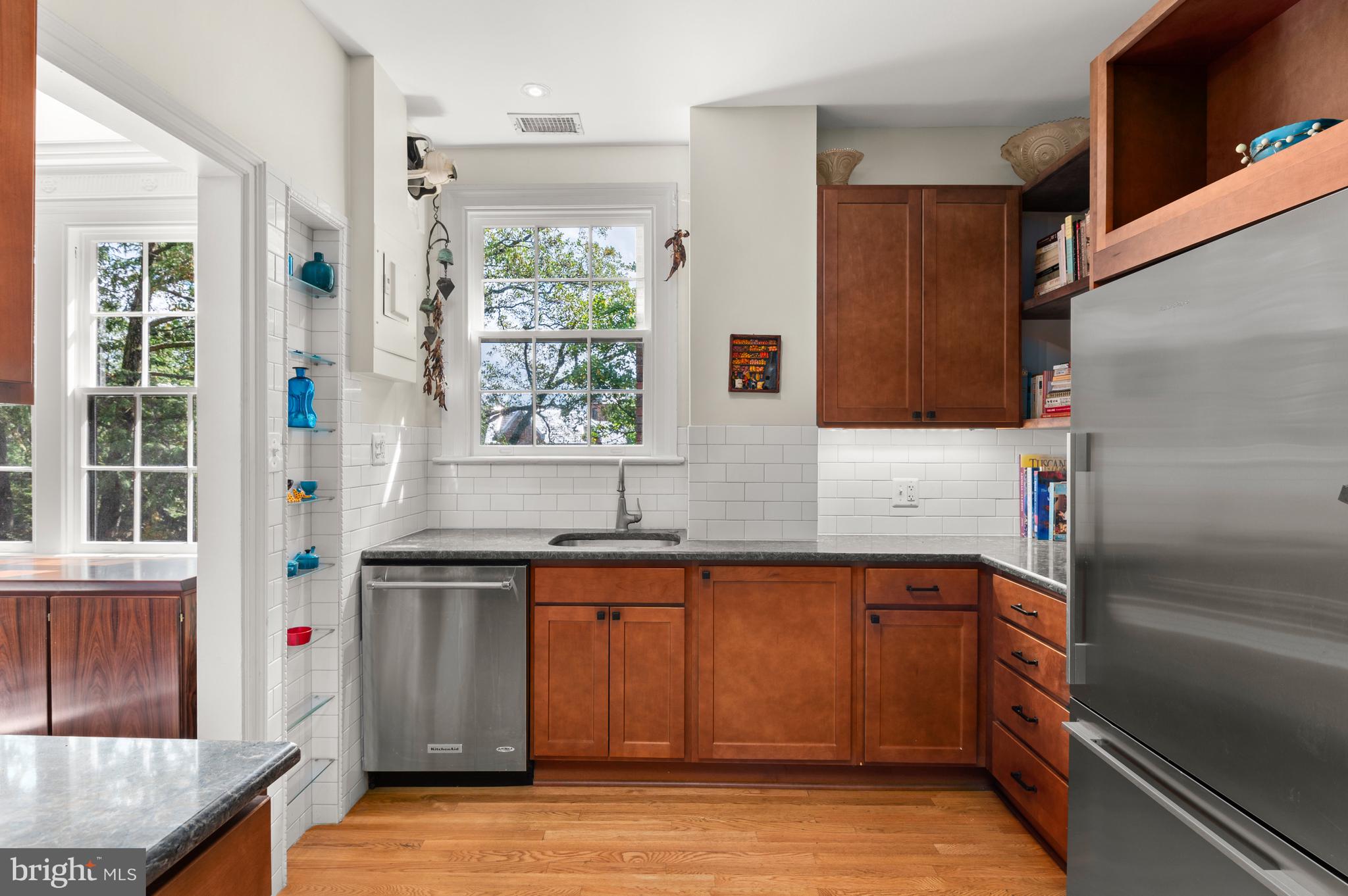 3031 Sedgwick St NW #502-E