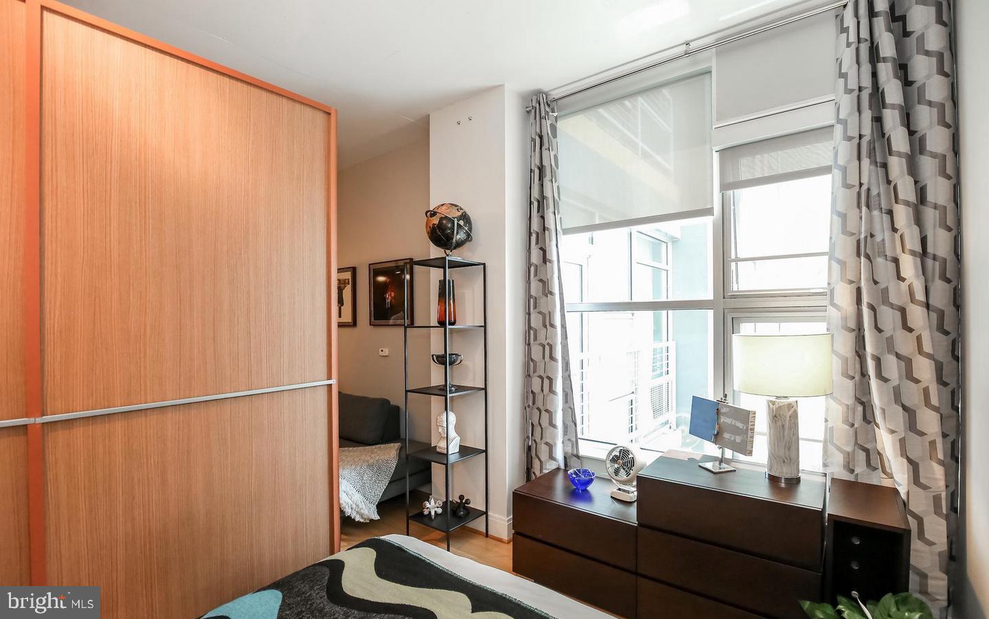 929 Florida Ave NW #4006