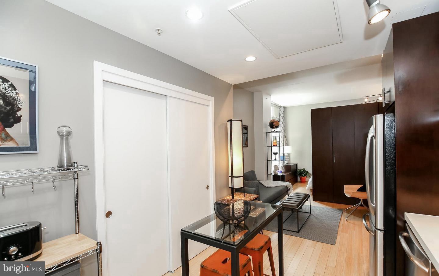 929 Florida Ave NW #4006