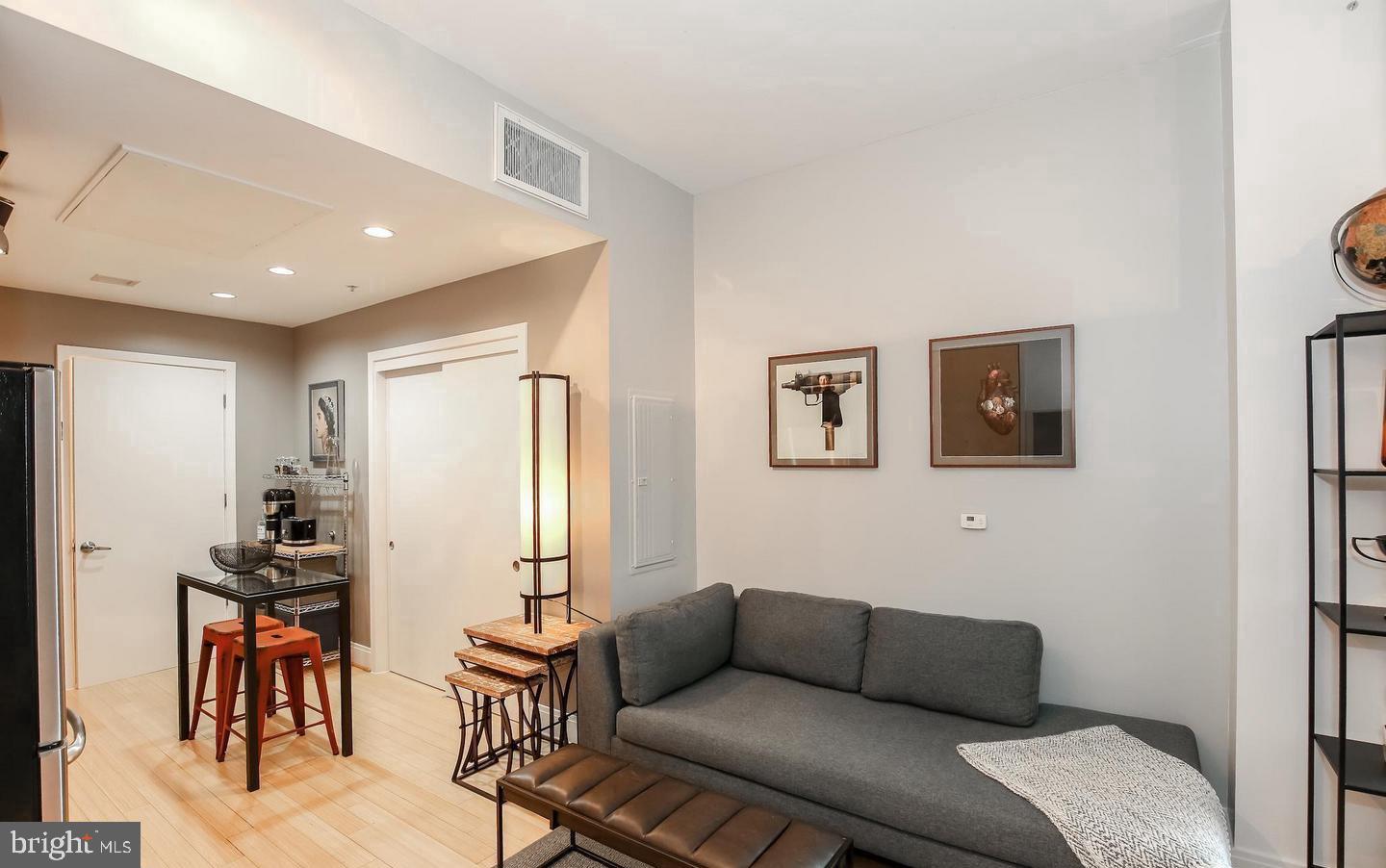929 Florida Ave NW #4006