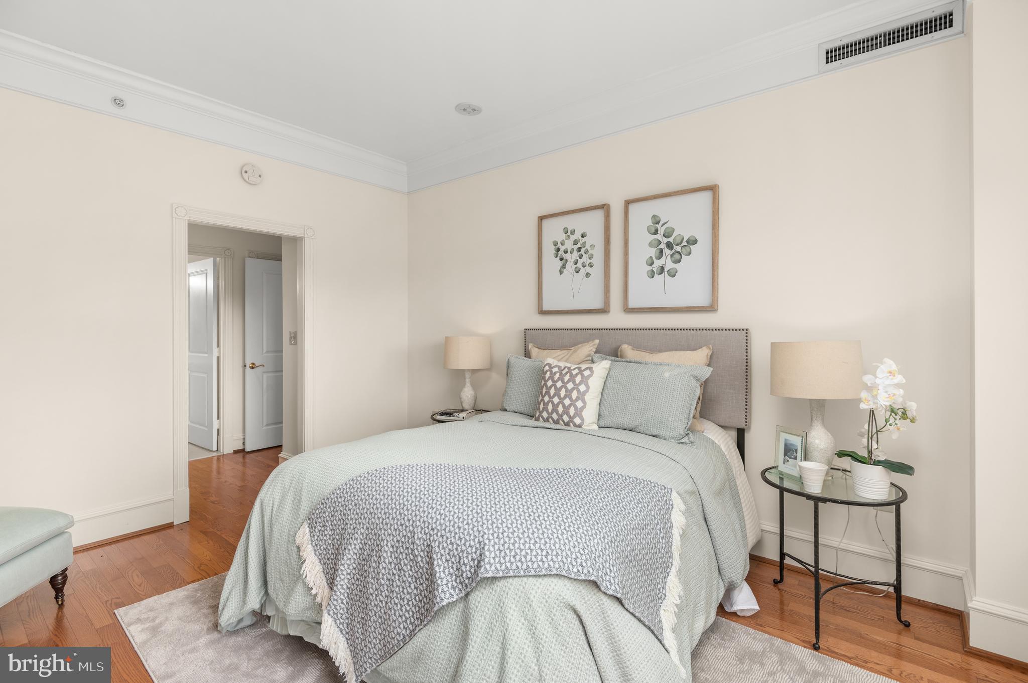 2600 Pennsylvania Ave NW #502