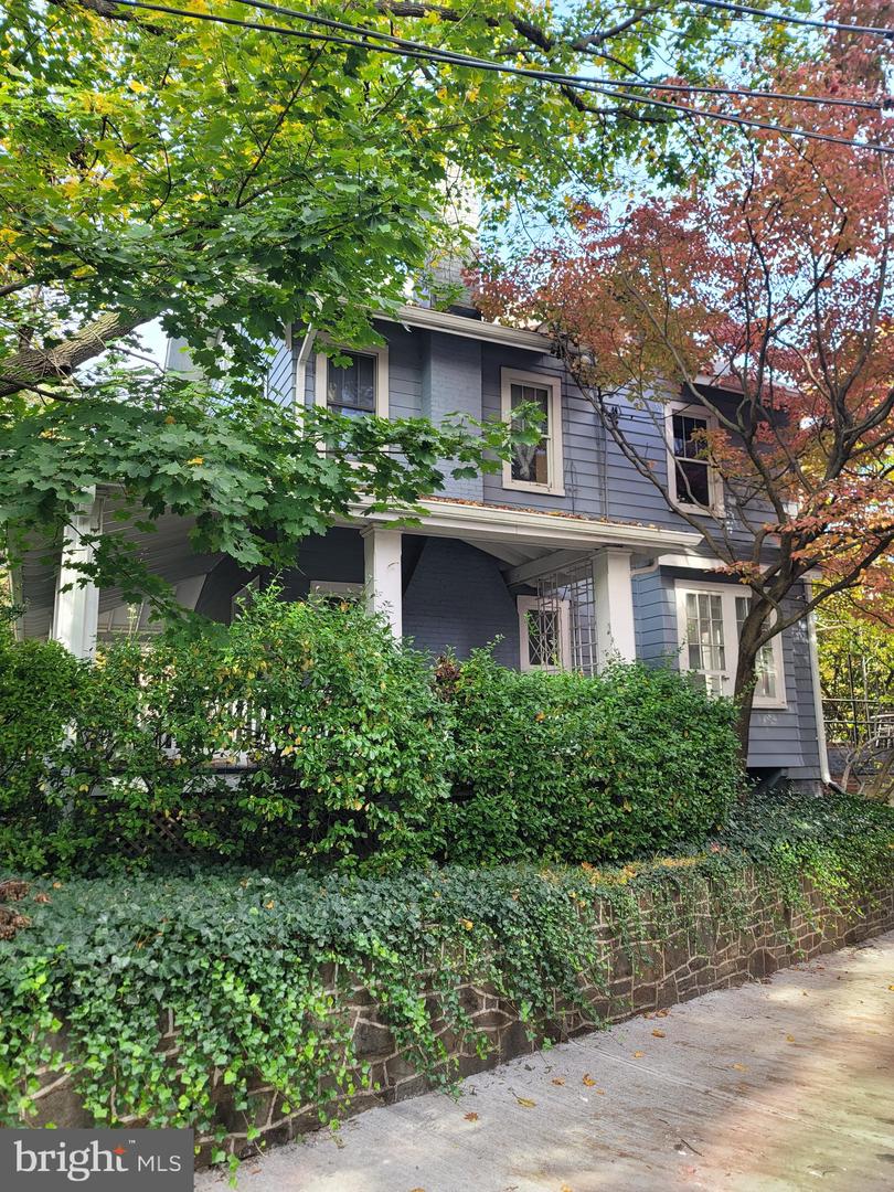 3740 Kanawha St NW