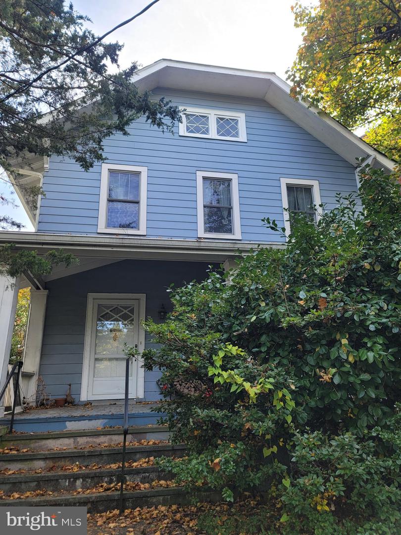 3740 Kanawha St NW