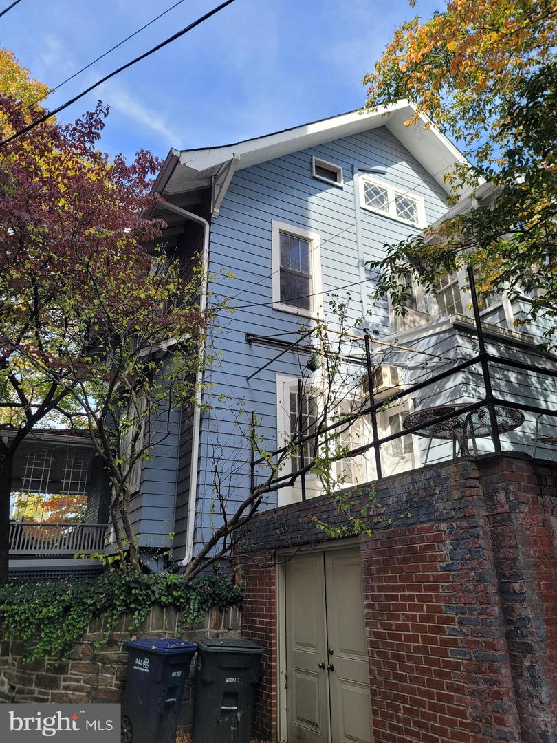3740 Kanawha St NW