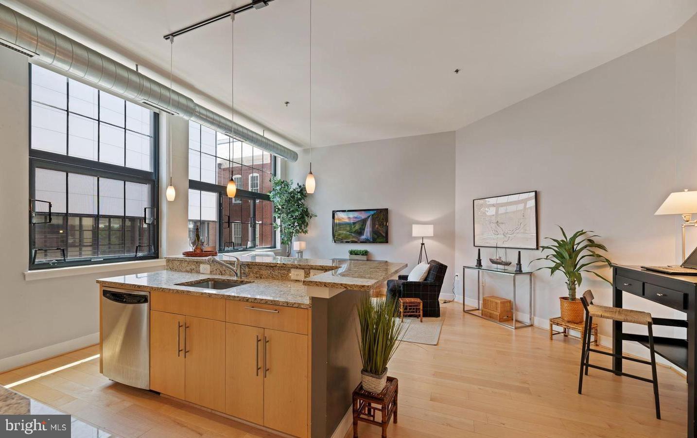 2125 14TH STREET NW 205W