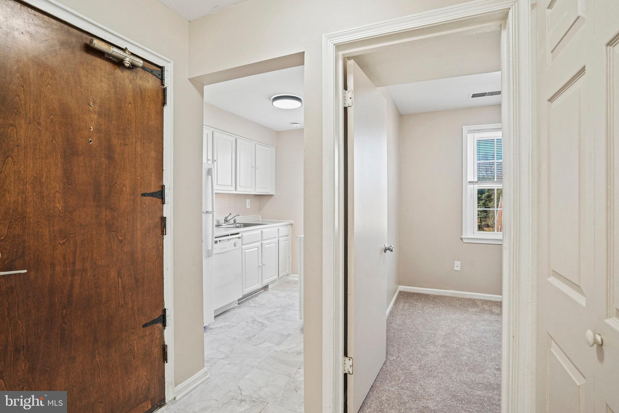 3808 W SE #202