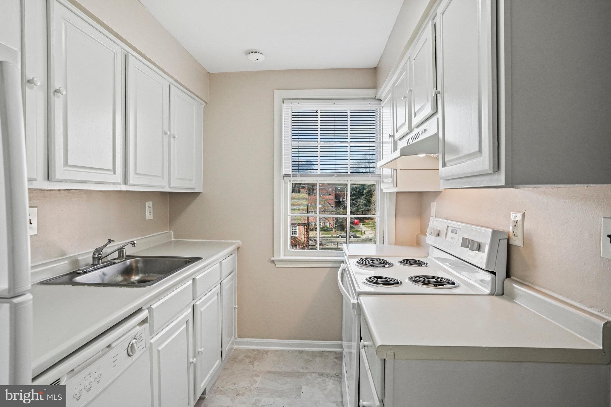 3808 W SE #202