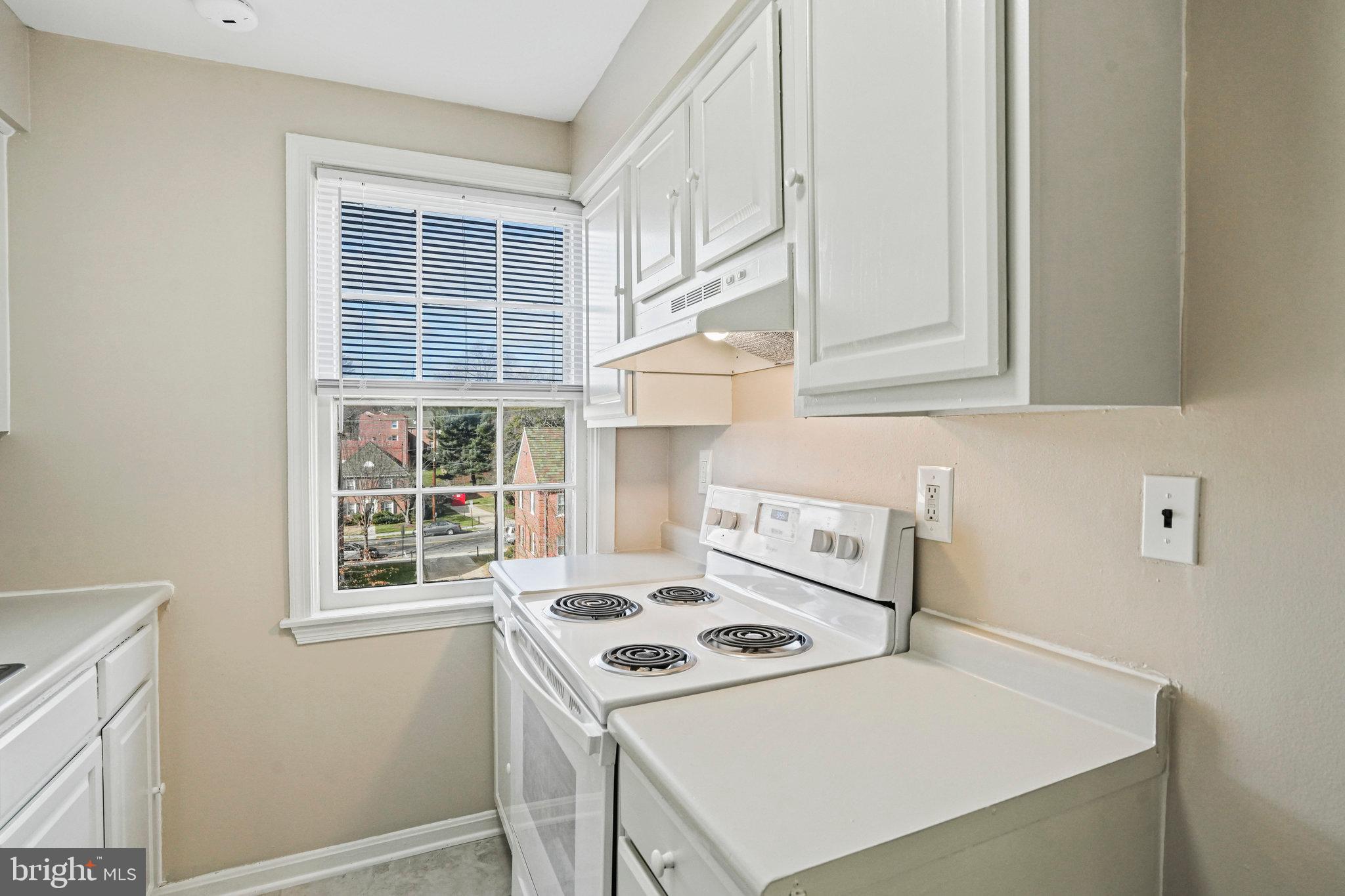 3808 W SE #202
