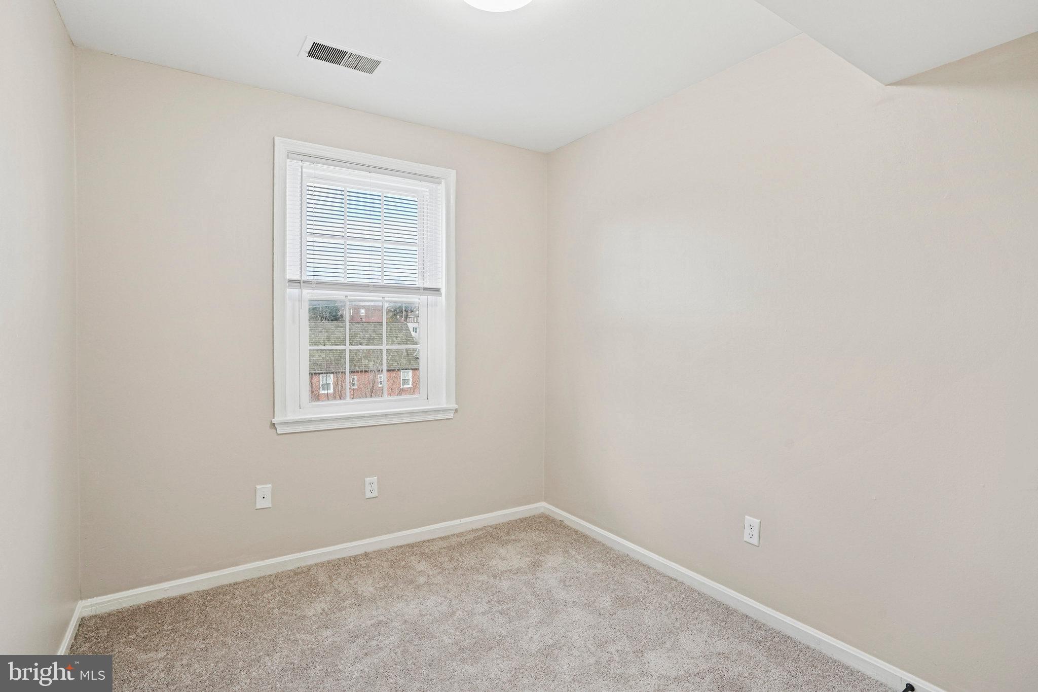 3808 W SE #202