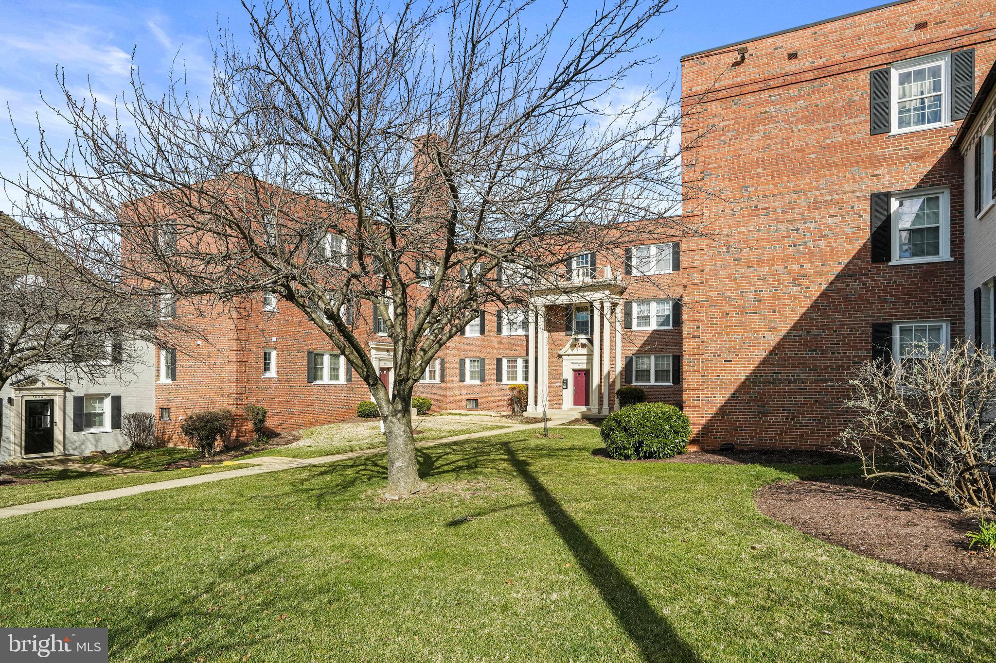 3808 W SE #202