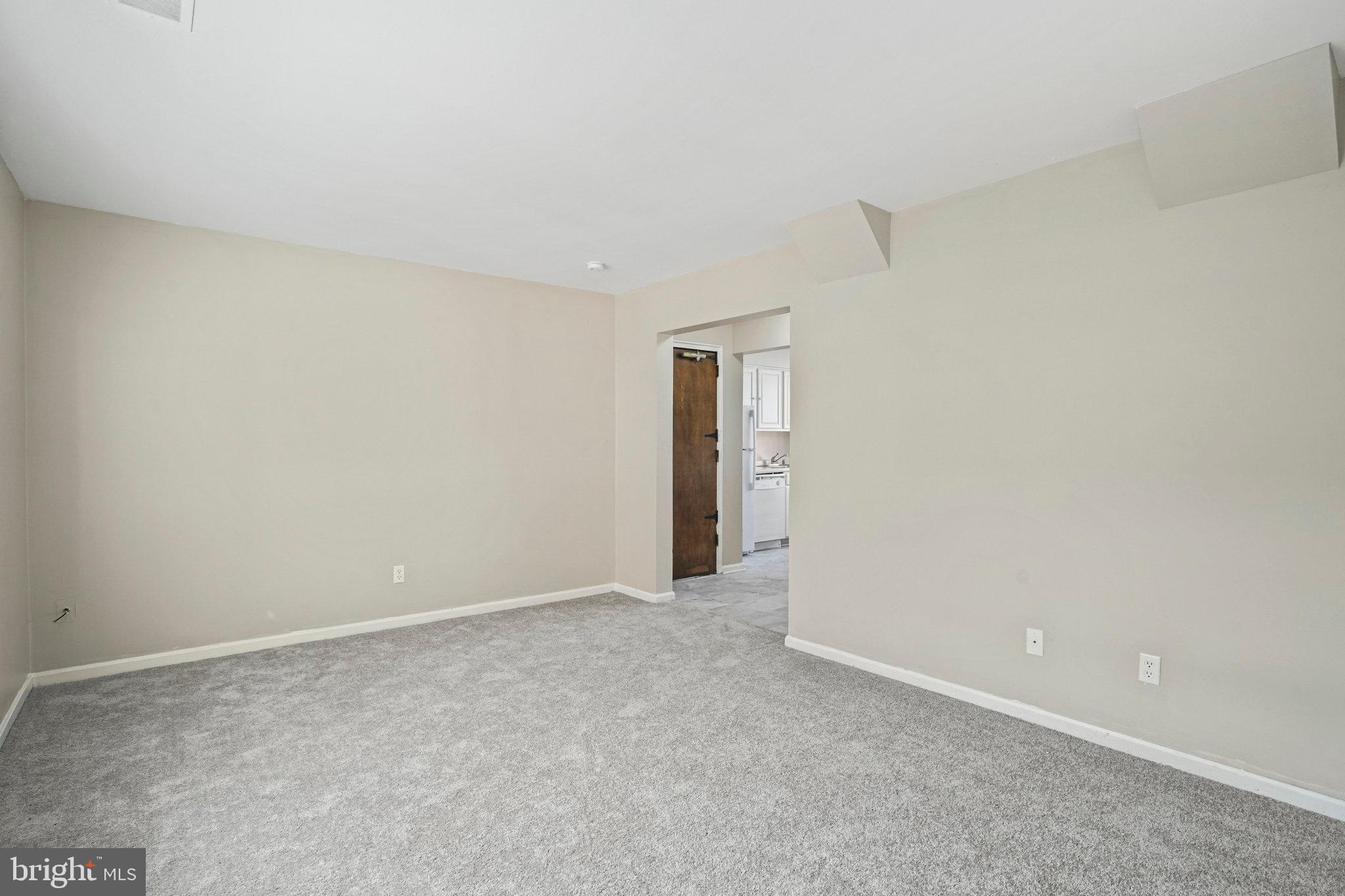 3808 W SE #202