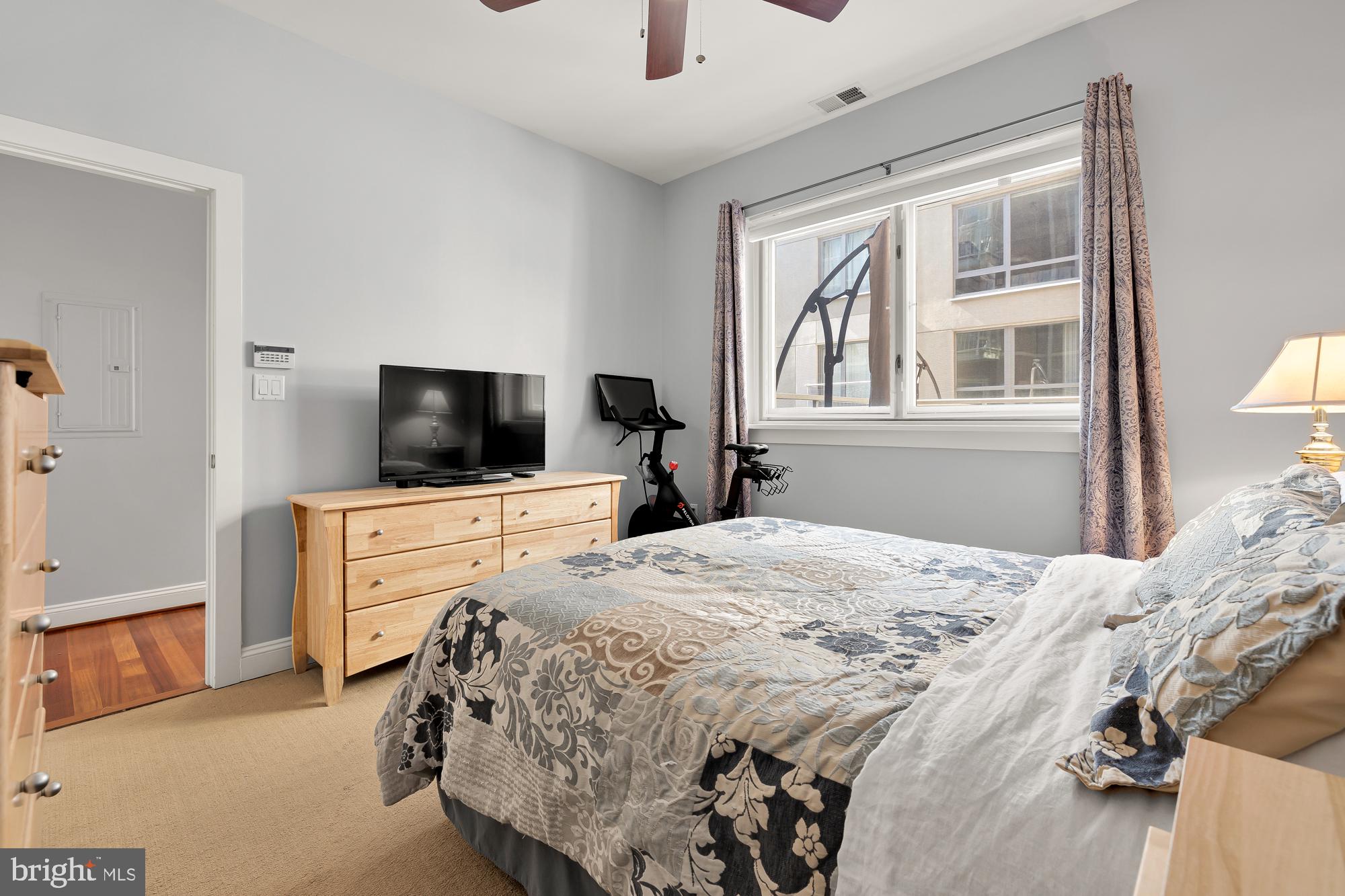 1464 HARVARD STREET NW 5