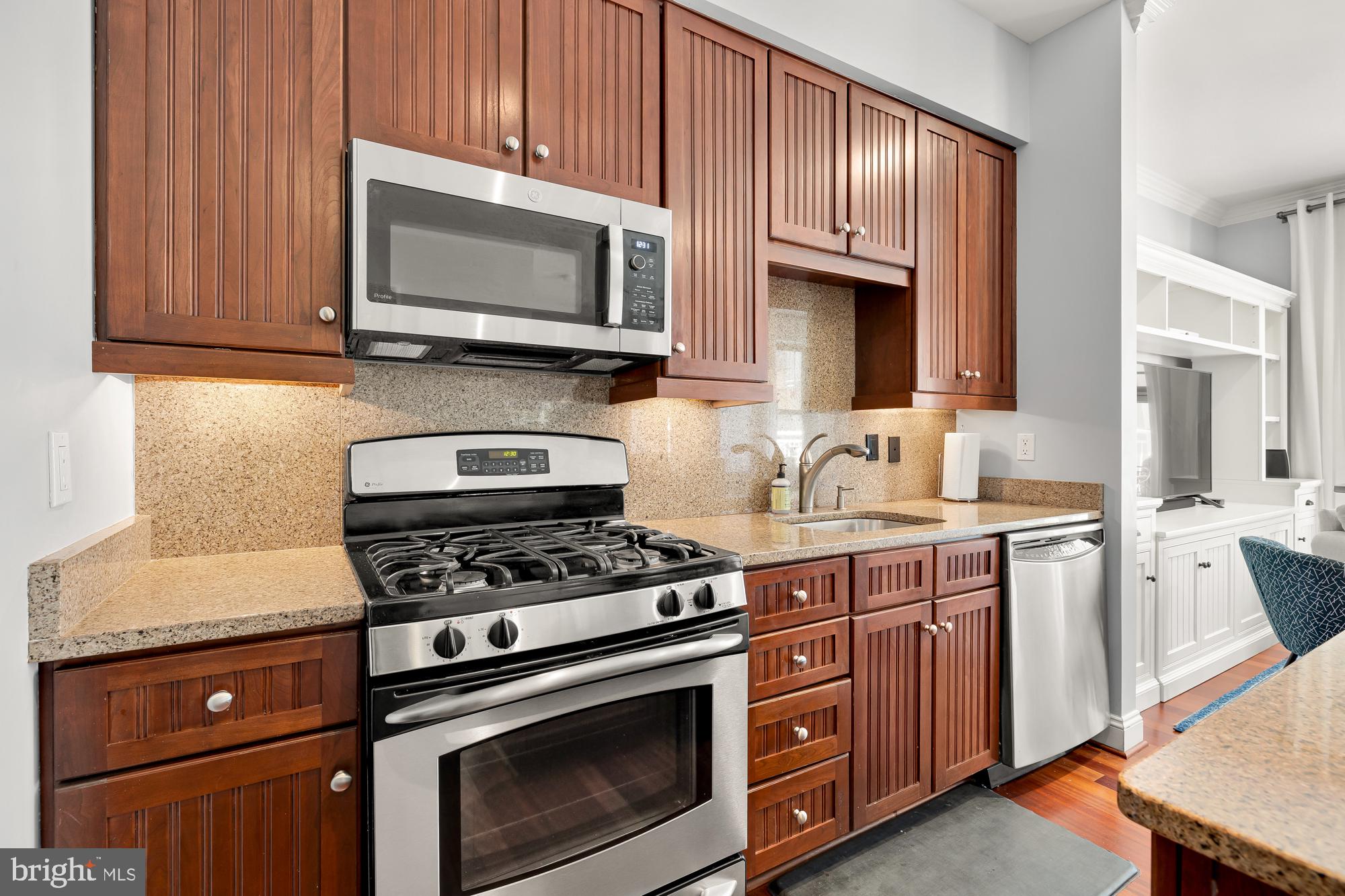 1464 HARVARD STREET NW 5