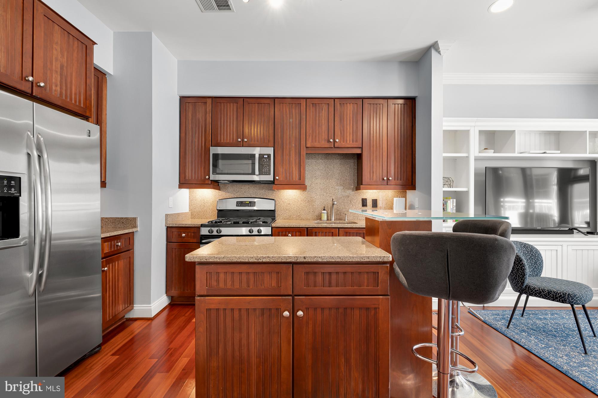 1464 HARVARD STREET NW 5