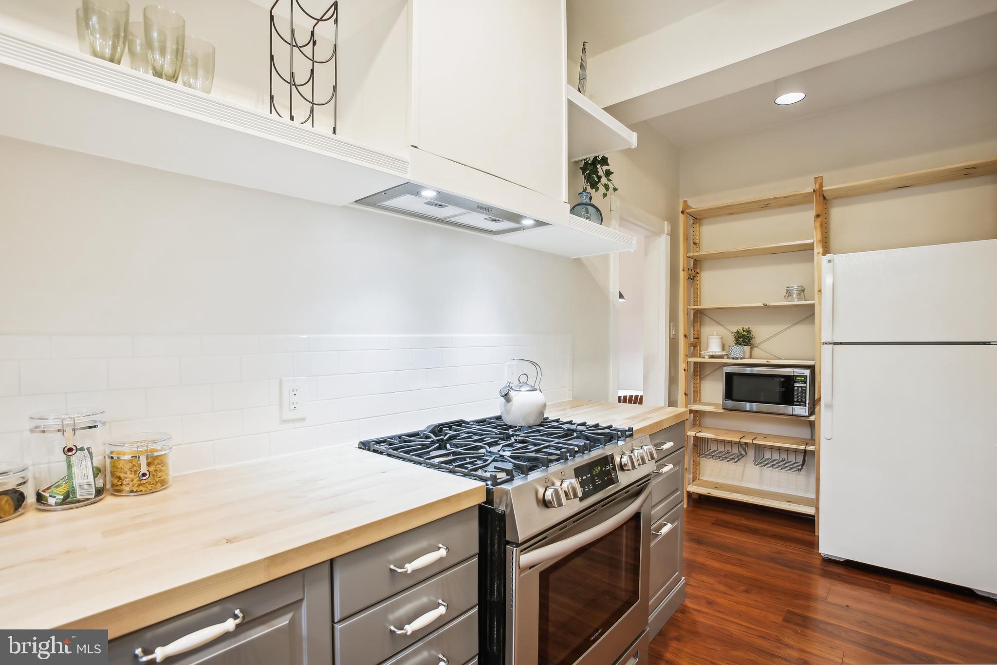 1705 LANIER PL NW 105