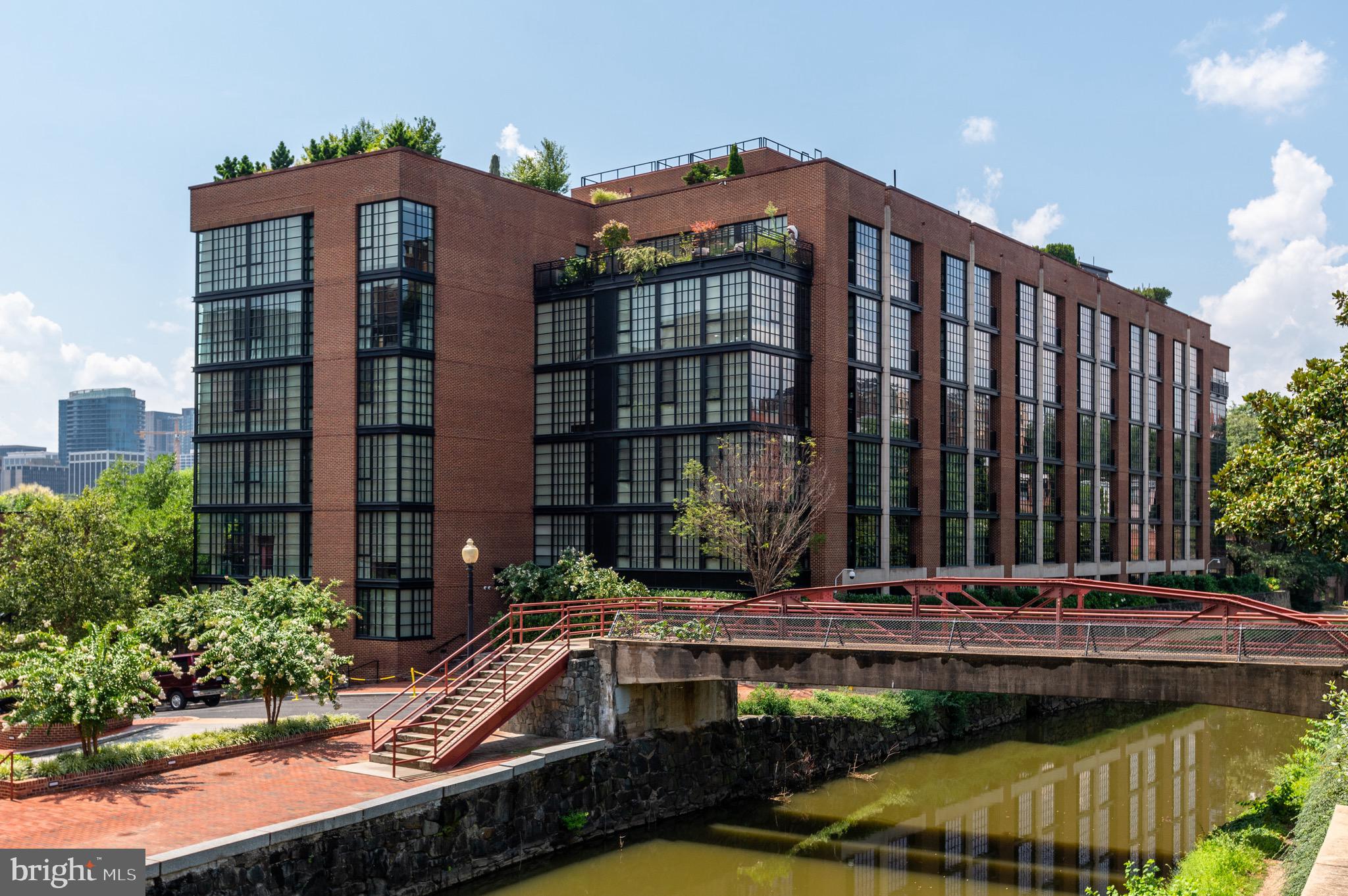 3303 WATER ST NW #4K