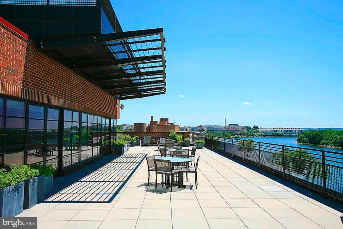 3303 WATER ST NW #4K