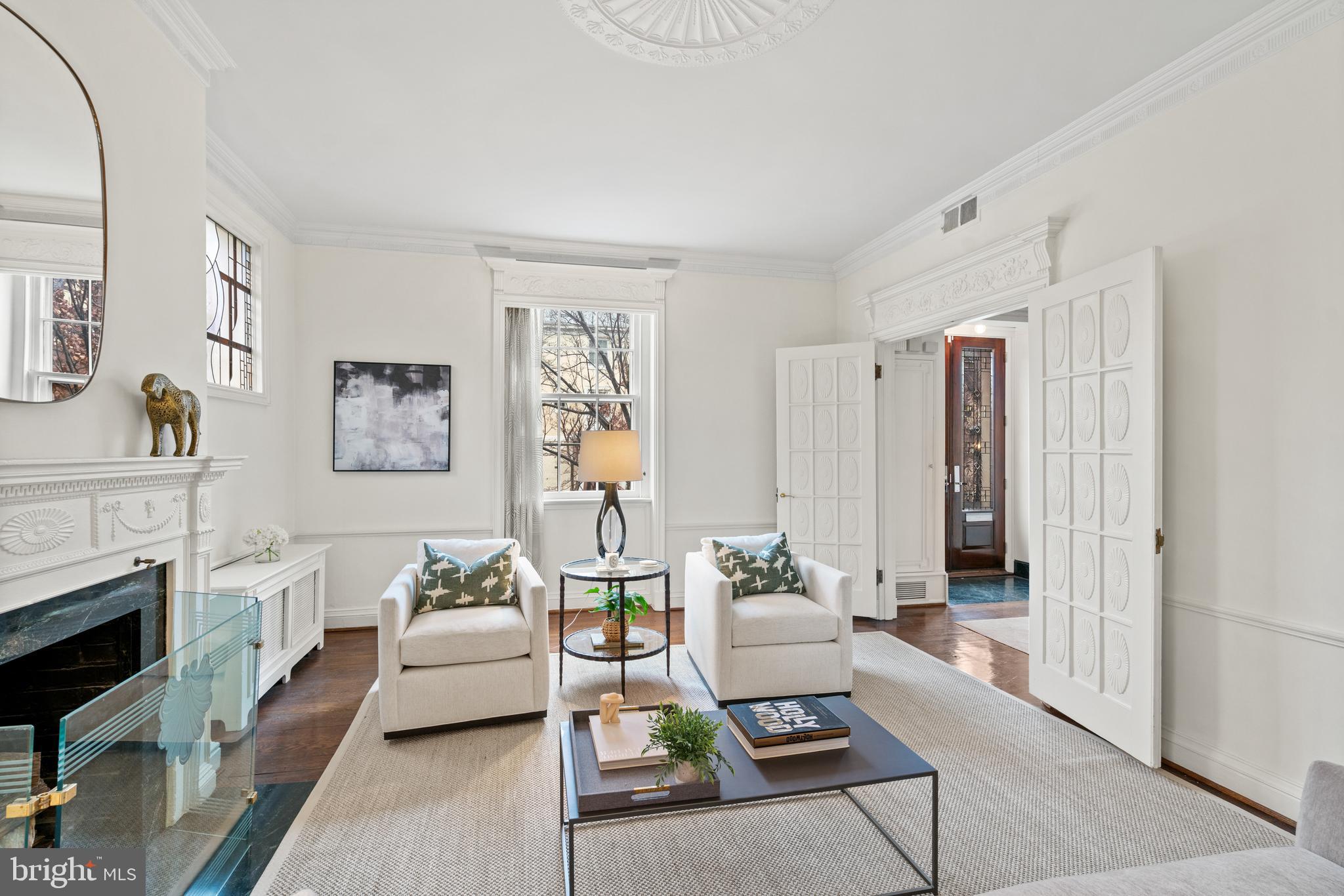 2503 Tracy Pl NW
