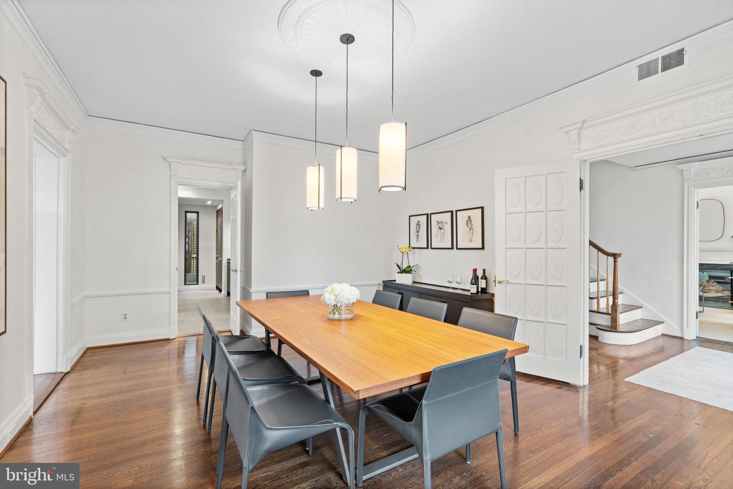2503 Tracy Pl NW