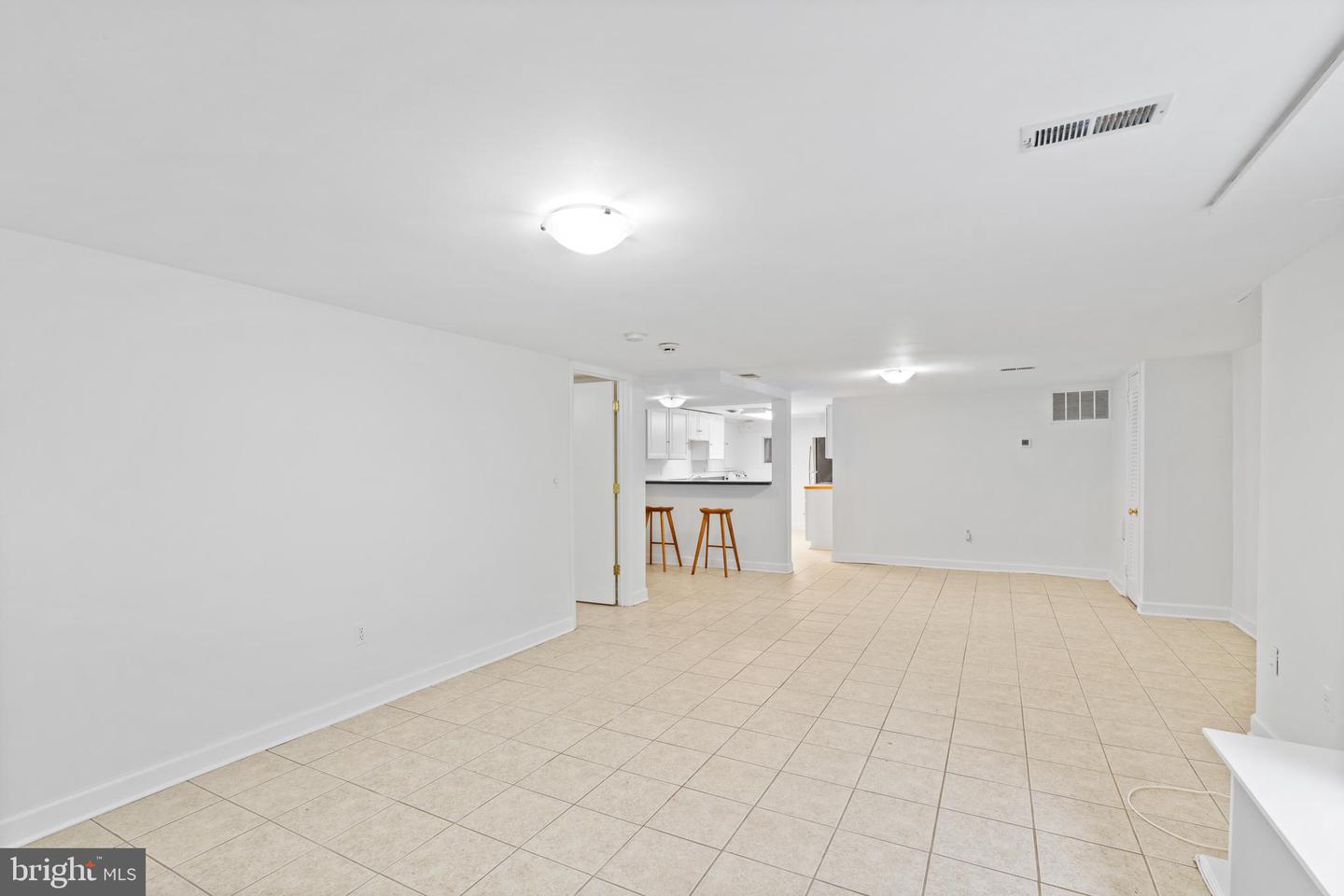 2503 Tracy Pl NW
