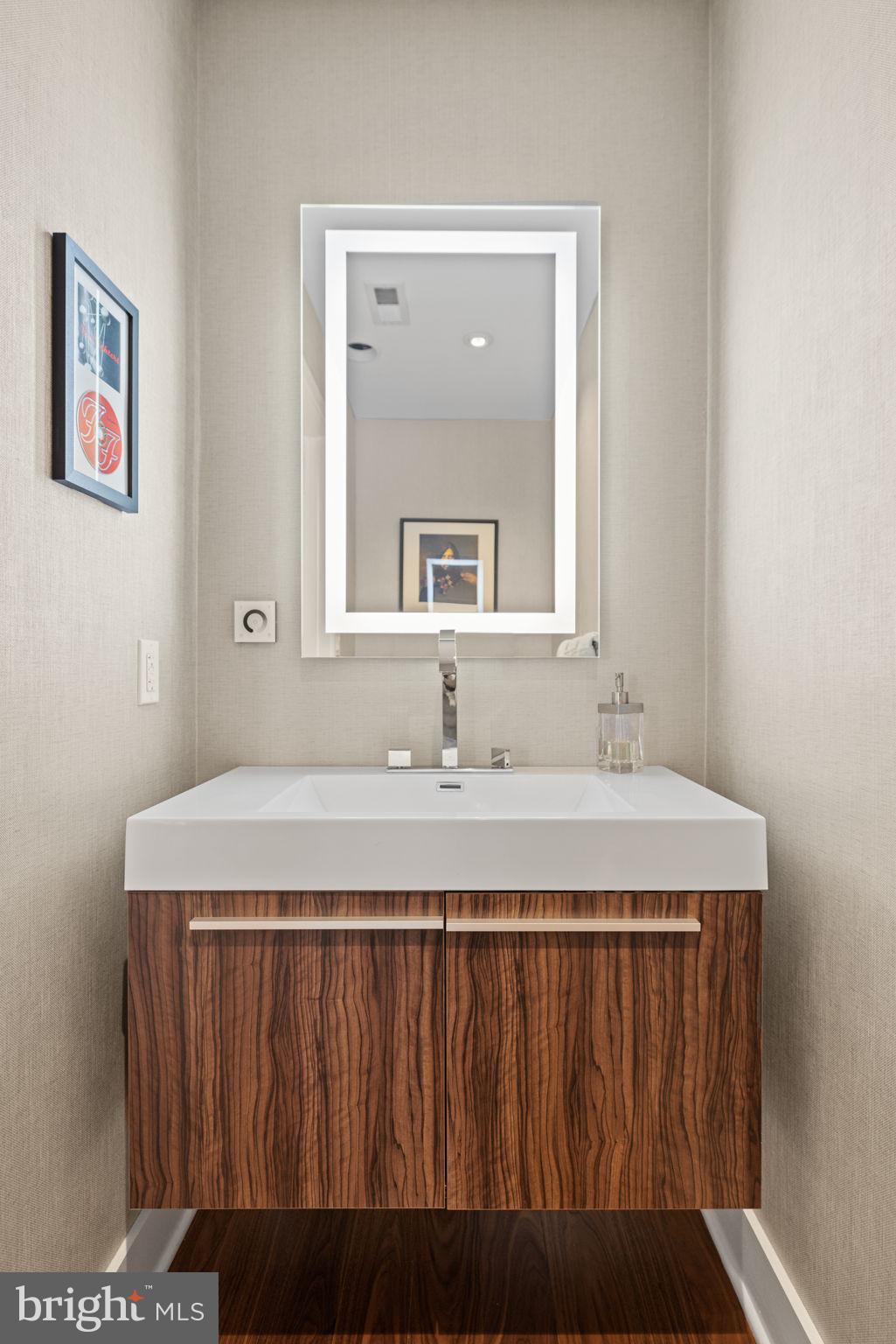 2331 15TH STREET NW PH-01N