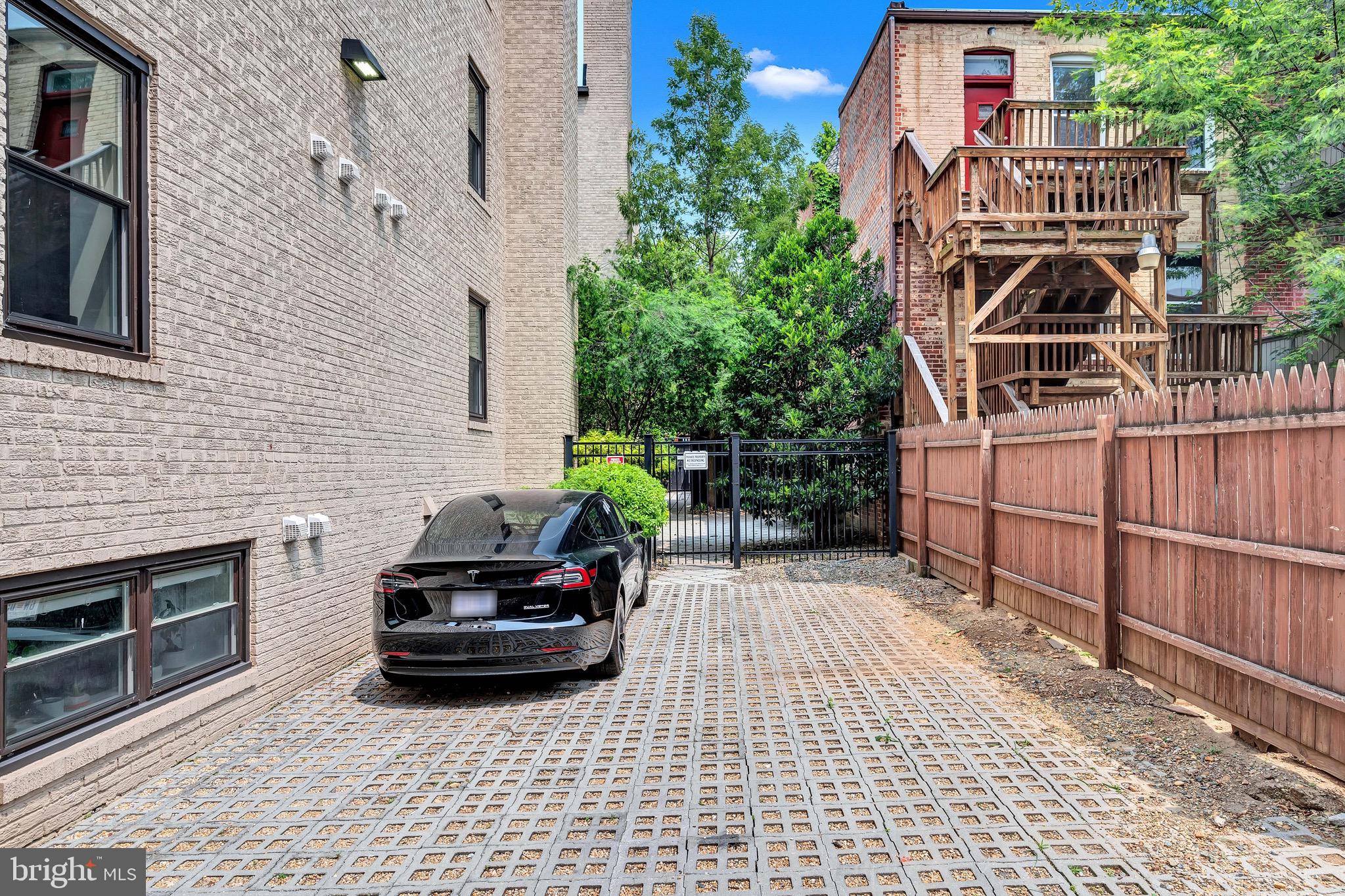 2331 15TH STREET NW PH-01N