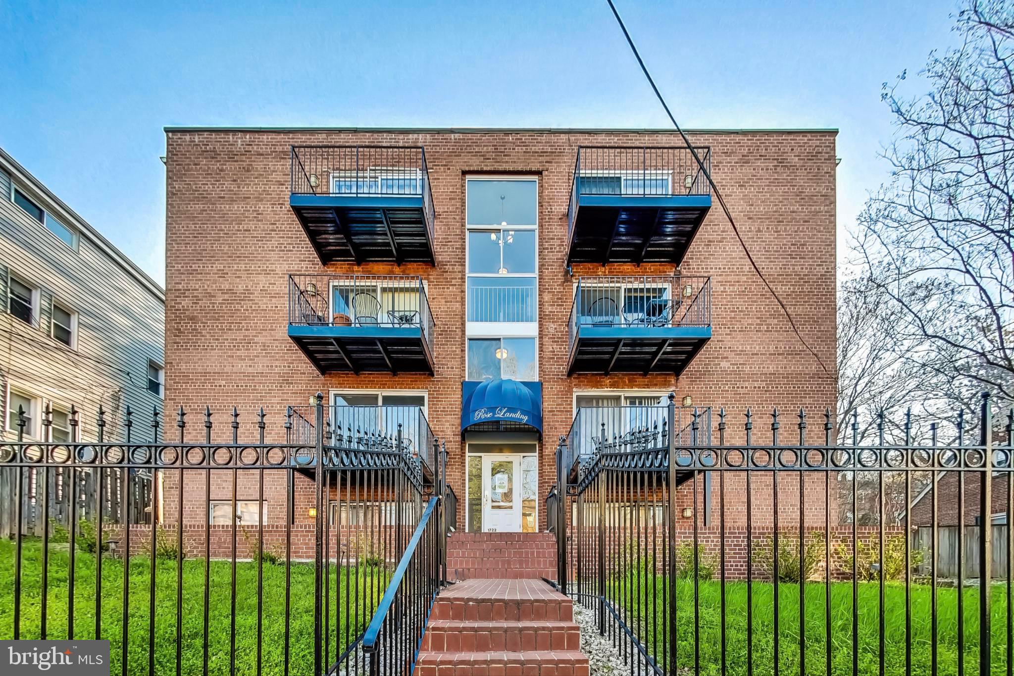 1722 28th St SE #103
