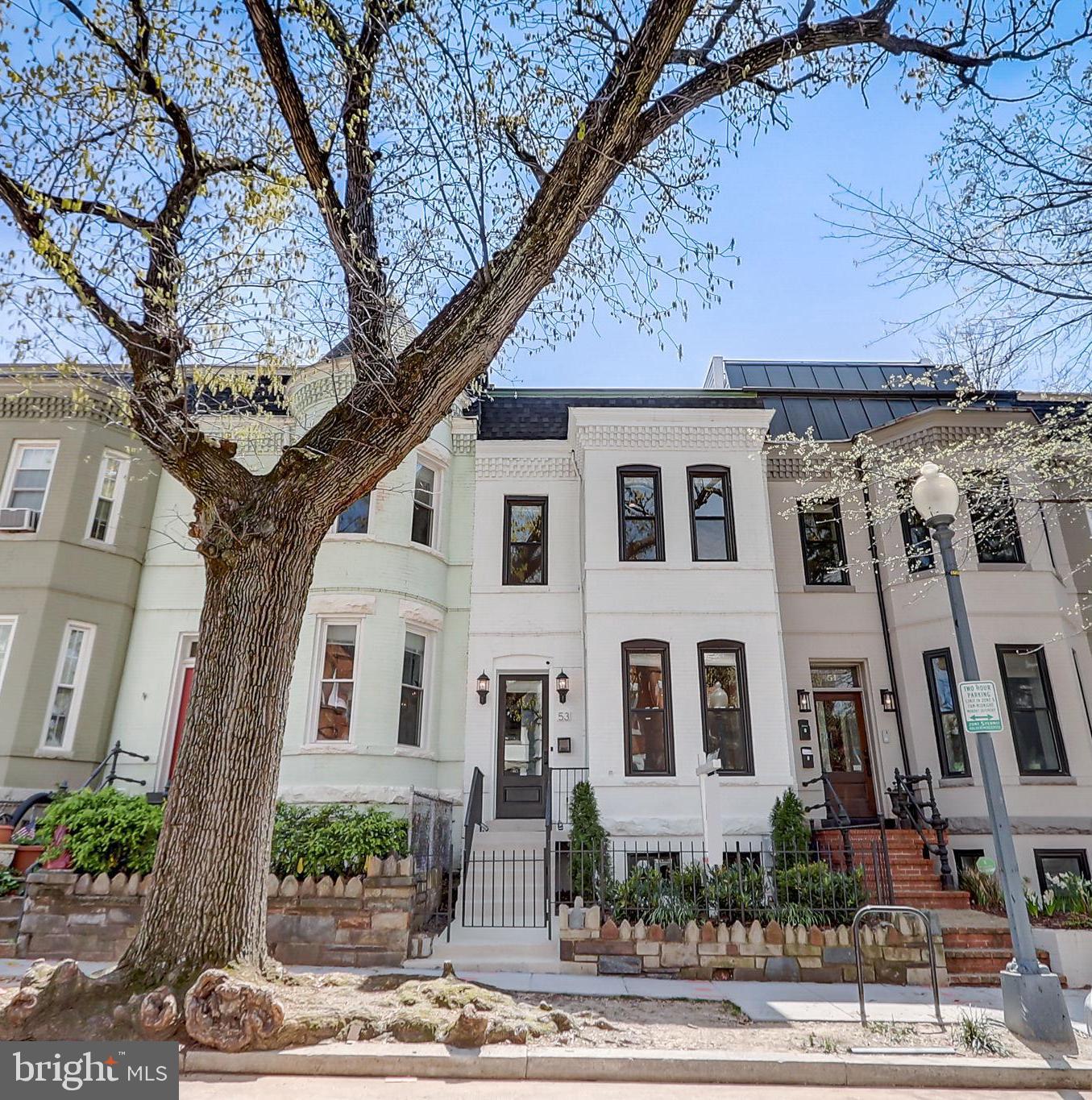 53 QUINCY PLACE NE