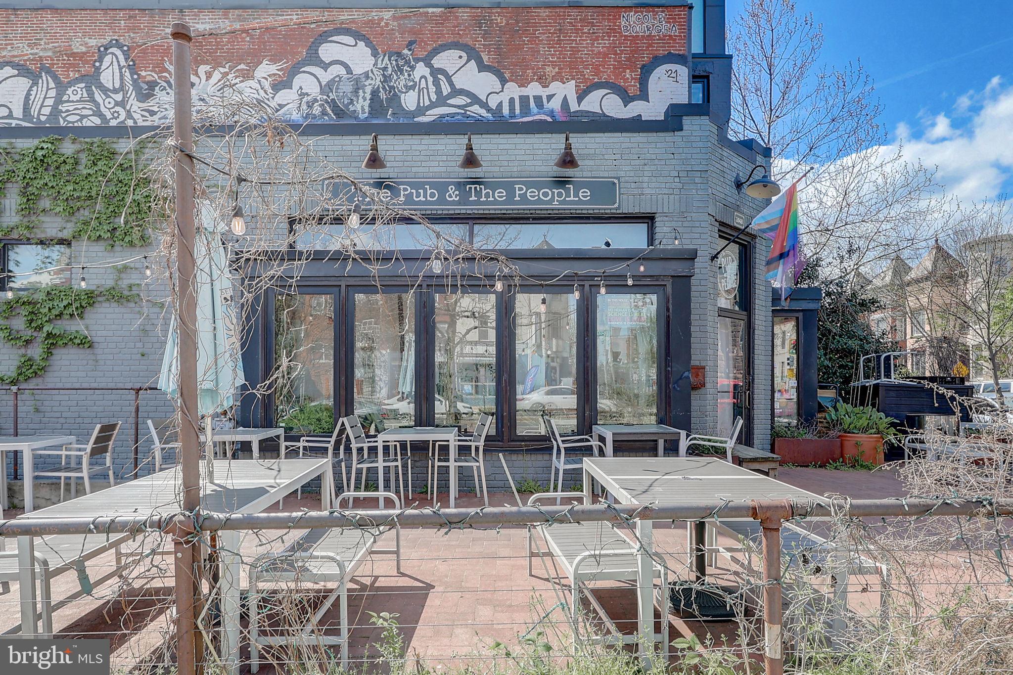 53 QUINCY PLACE NE