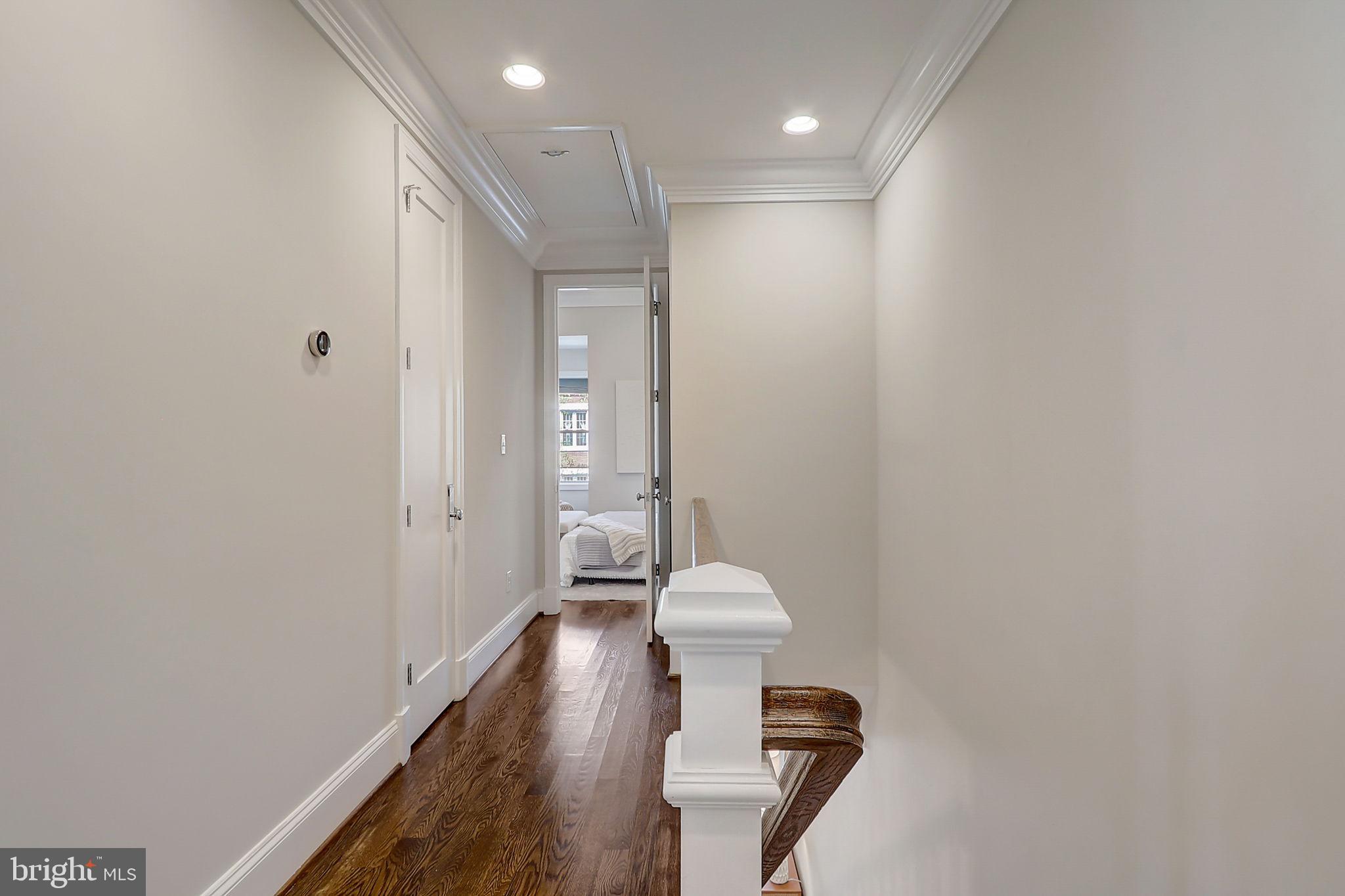 53 QUINCY PLACE NE