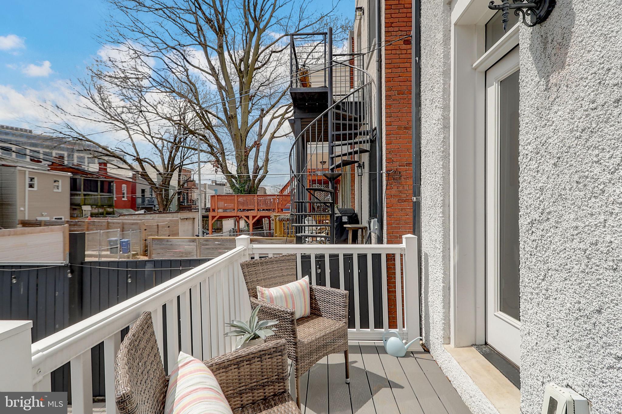 53 QUINCY PLACE NE