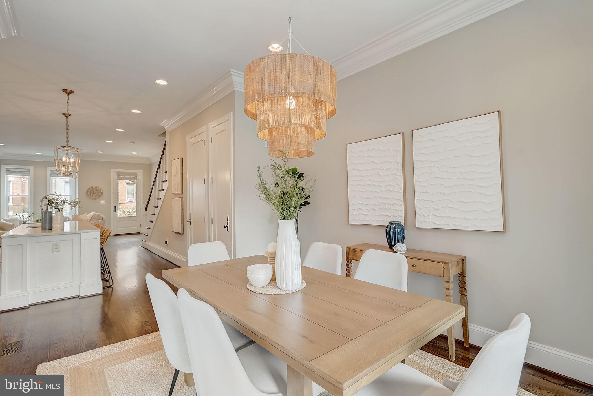 53 QUINCY PLACE NE