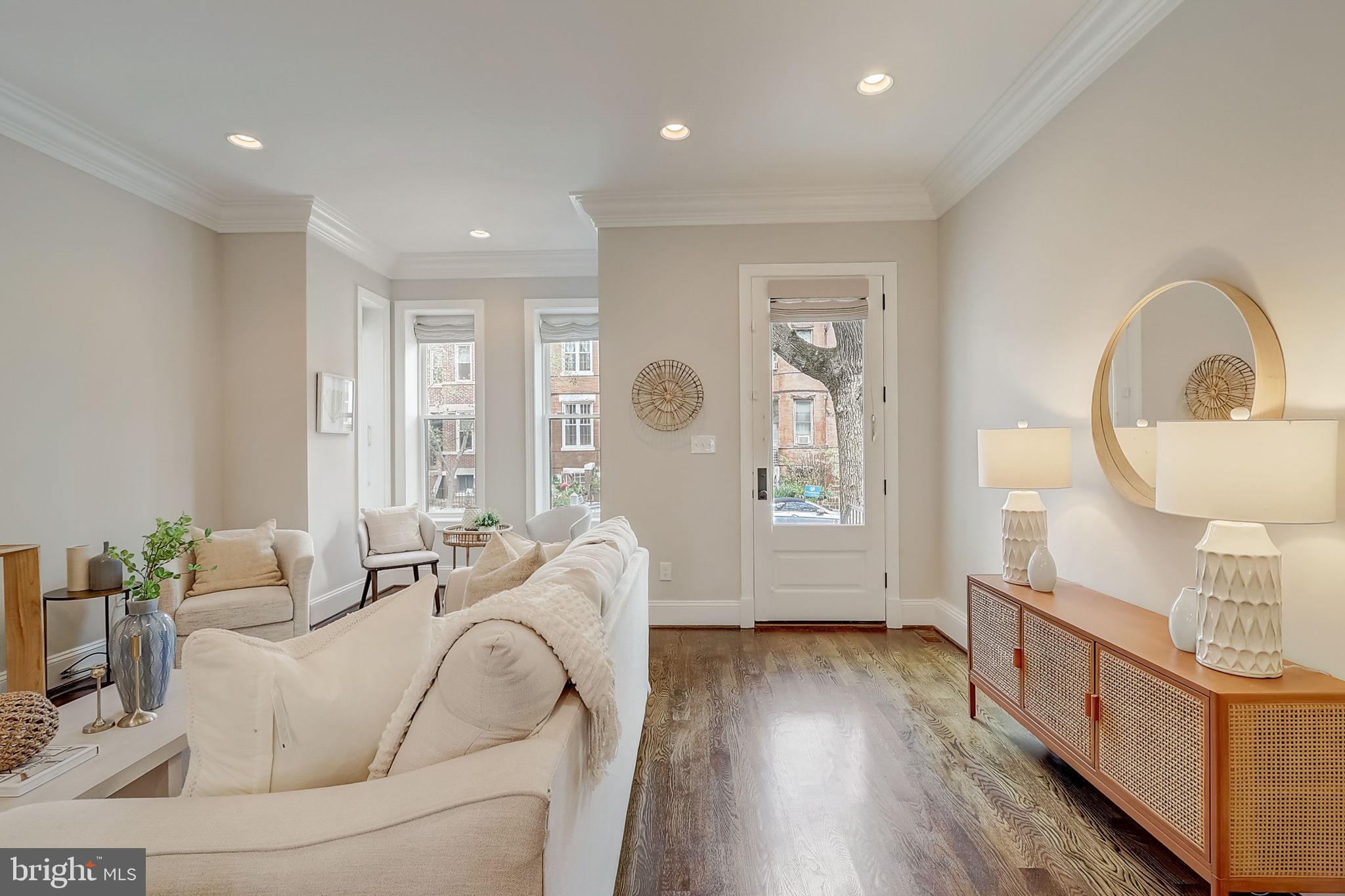 53 QUINCY PLACE NE