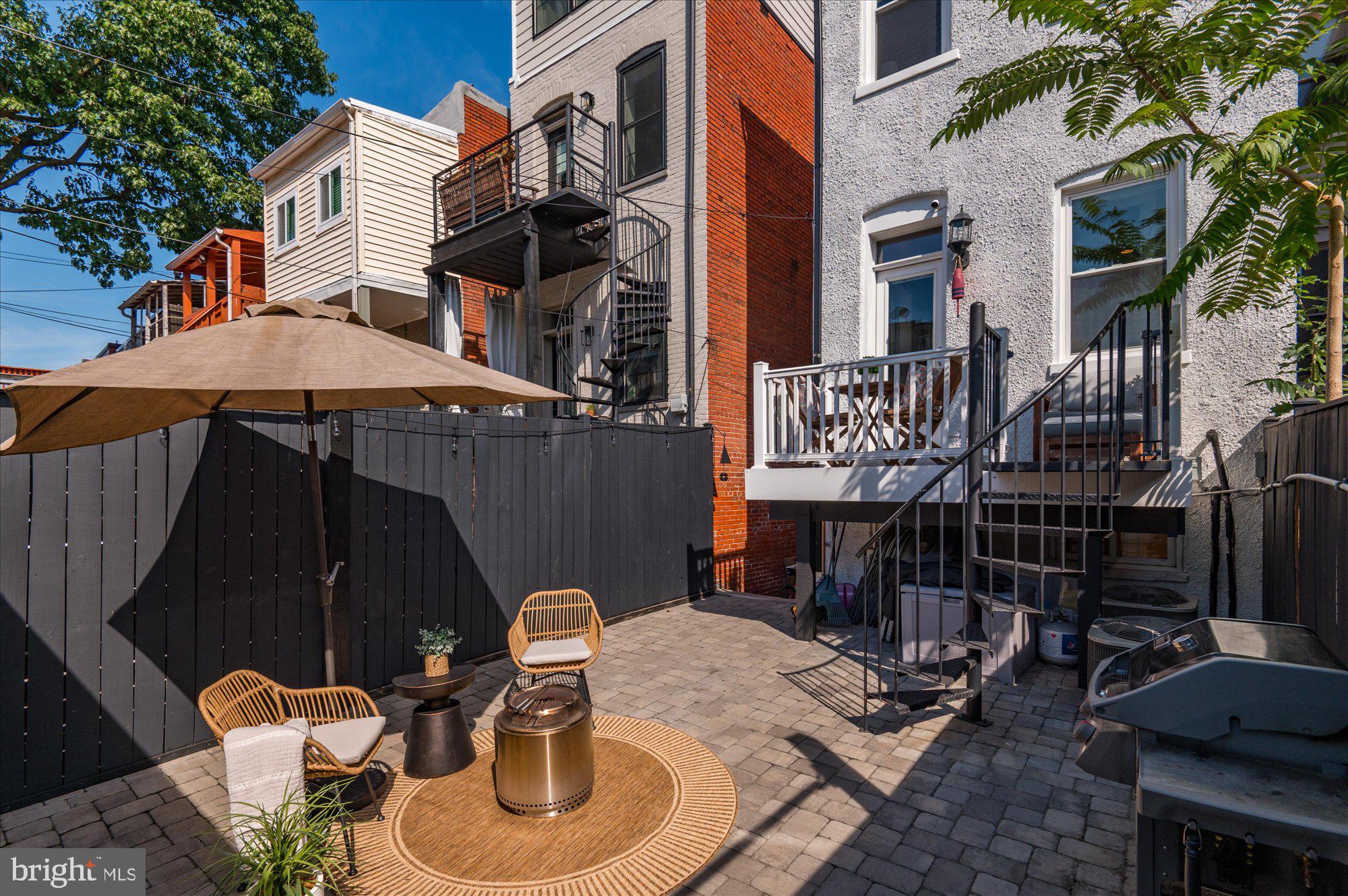 53 QUINCY PLACE NE