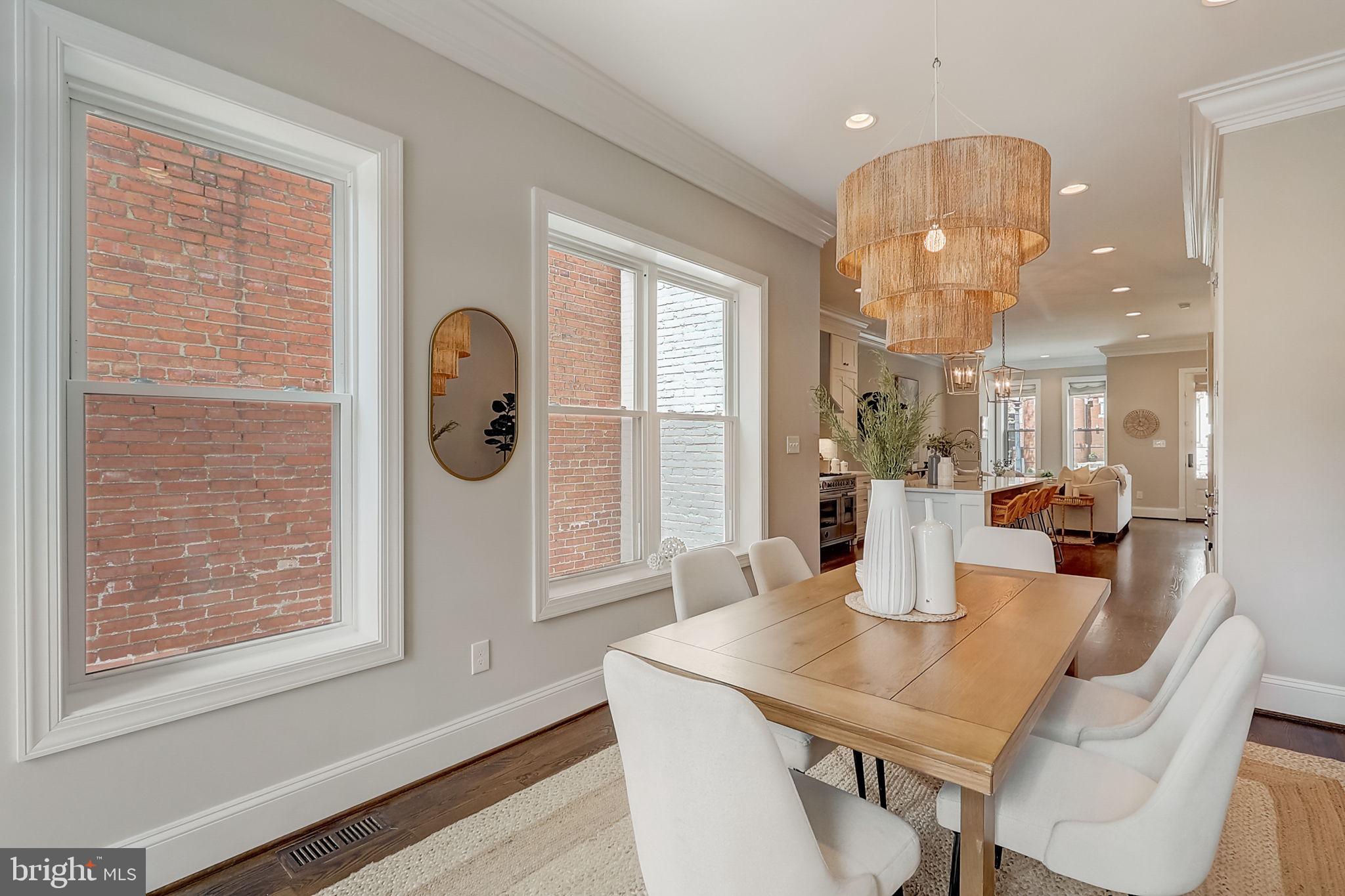 53 QUINCY PLACE NE