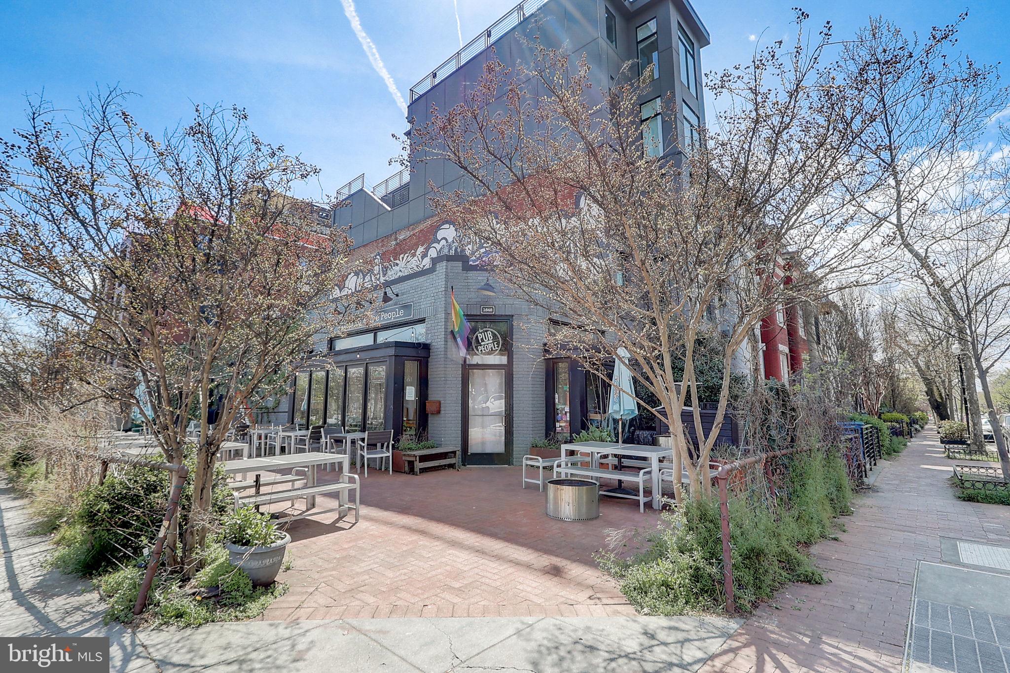 53 QUINCY PLACE NE