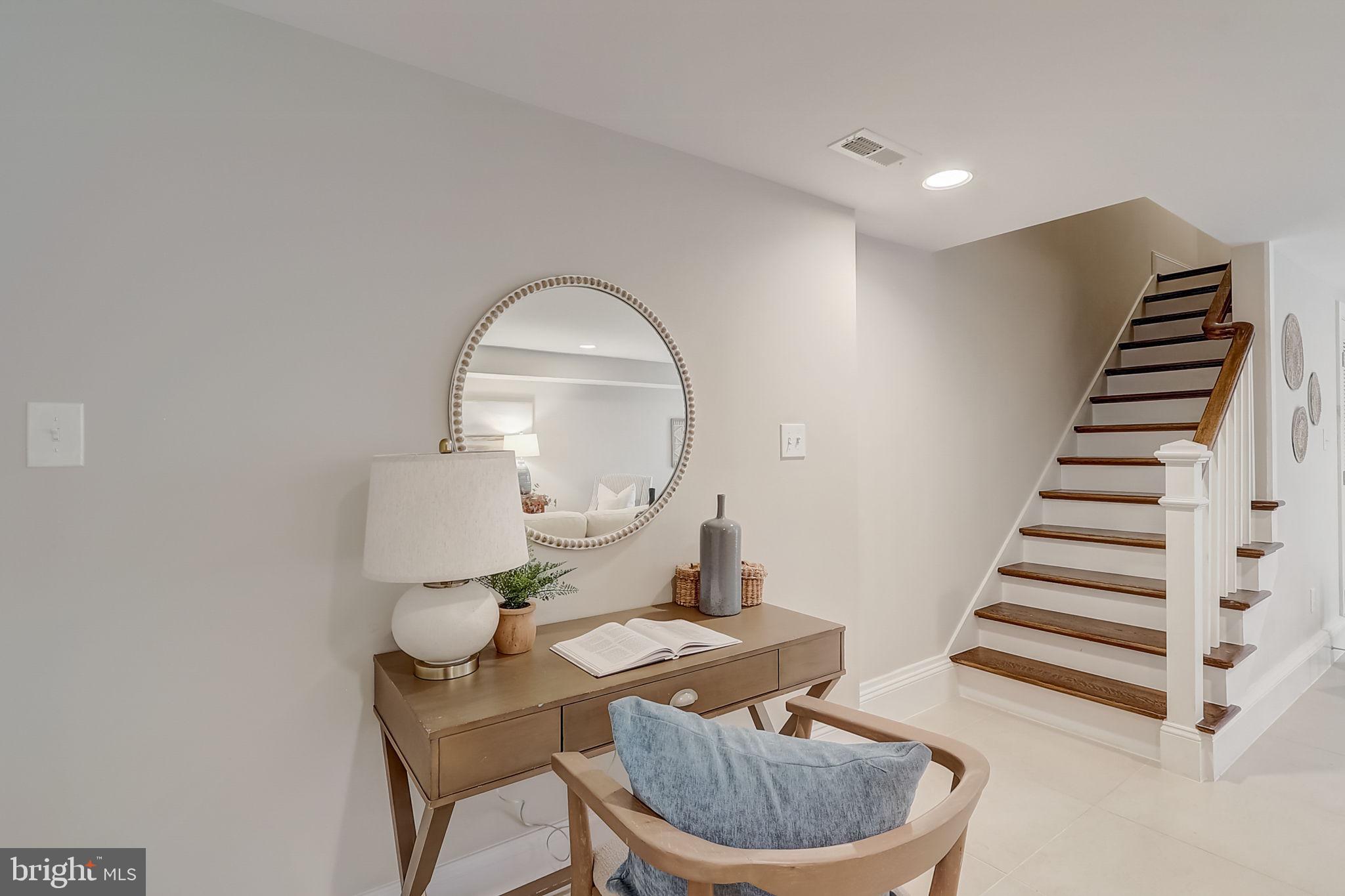 53 QUINCY PLACE NE