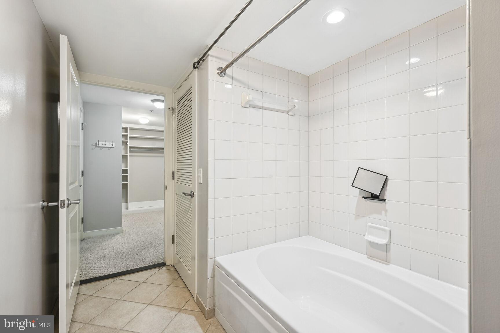 1117 10TH STREET NW 513