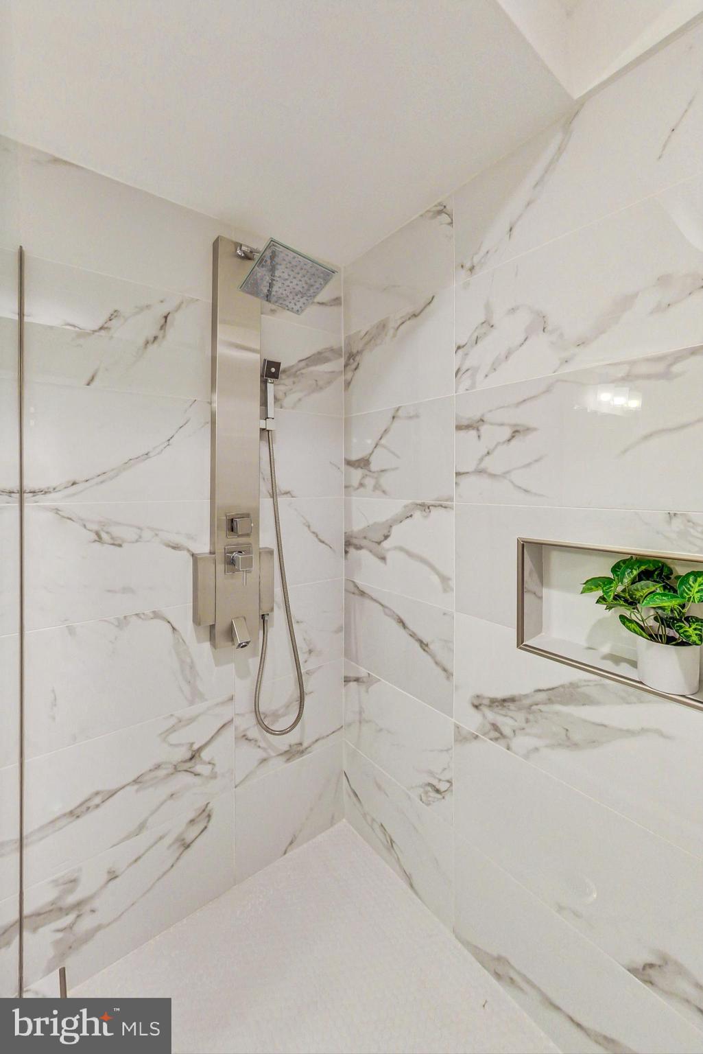 37 MISSOURI AVENUE NW 12