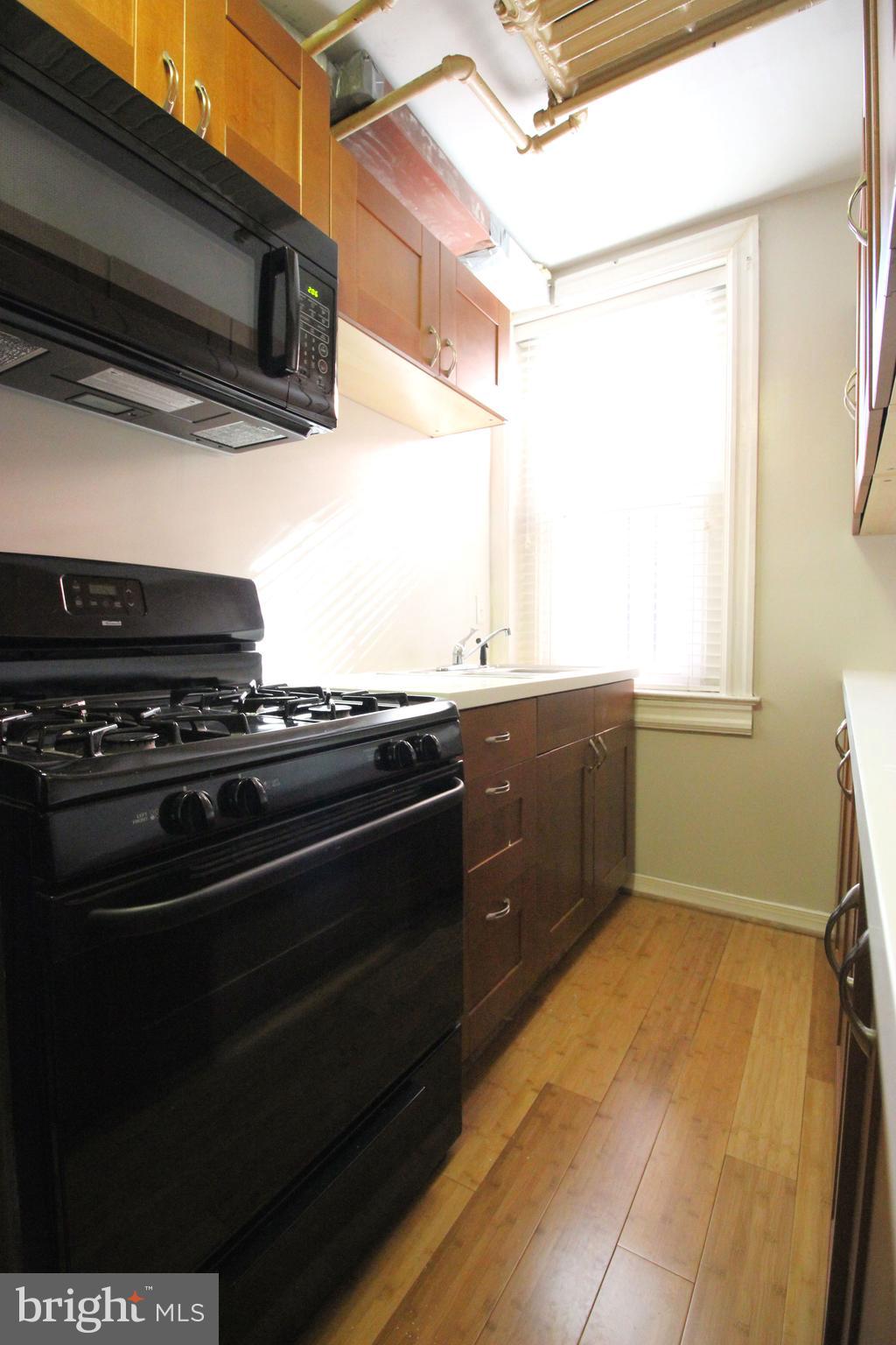 1809 19TH STREET NW 2