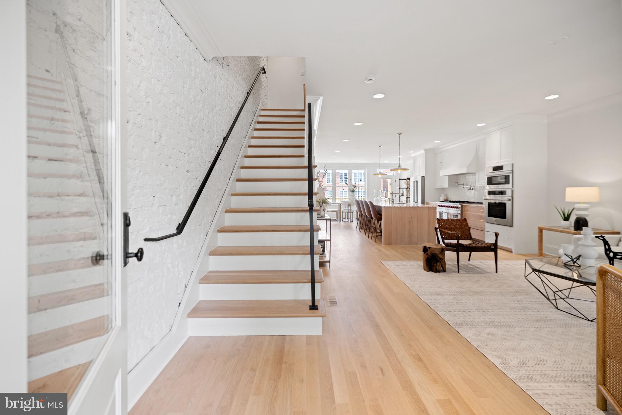 1343 TAYLOR STREET NW