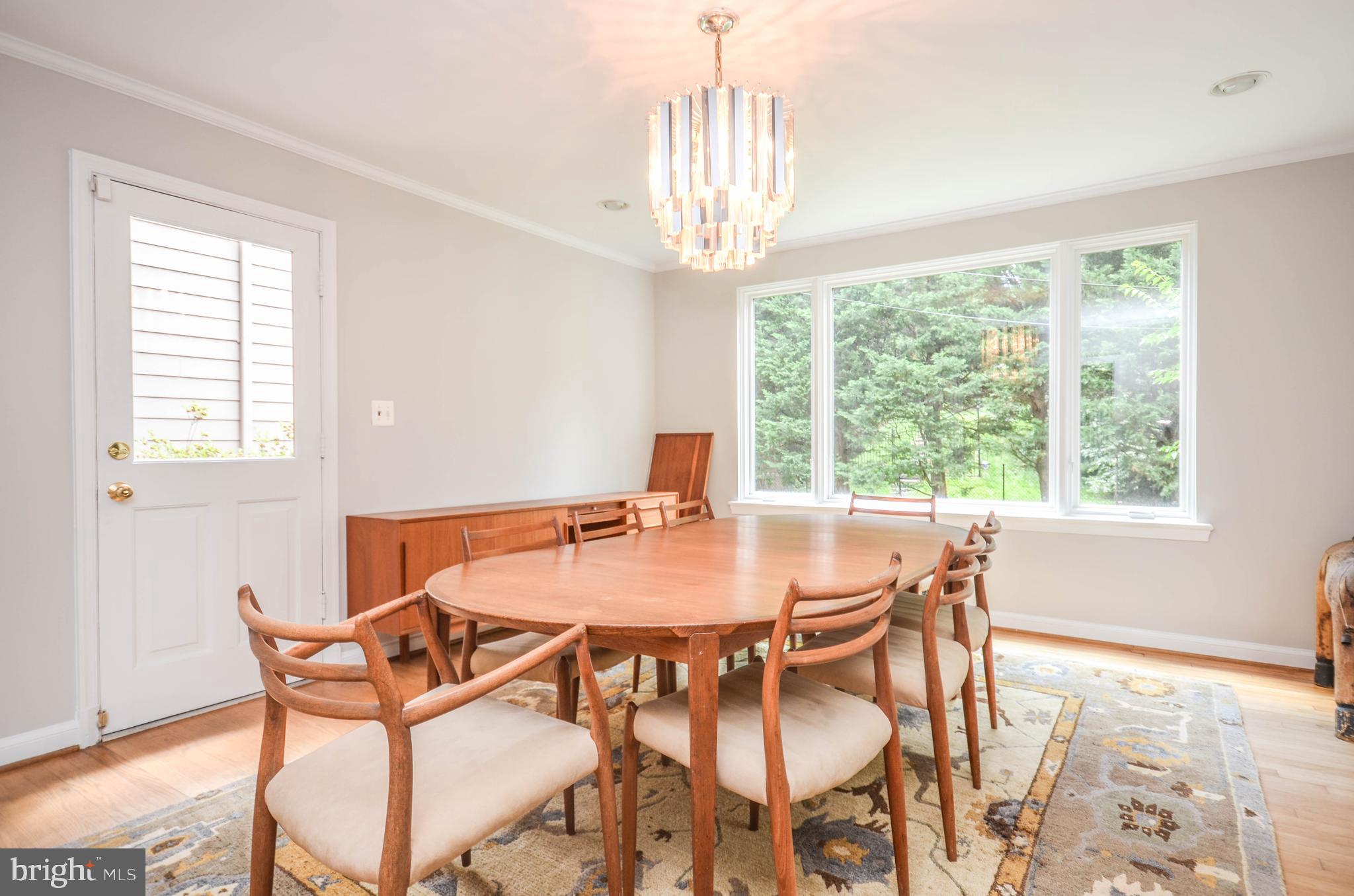 3044 DAVENPORT STREET NW