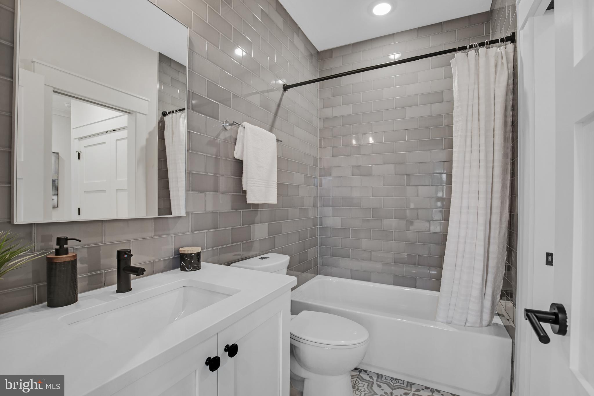 2614 4TH STREET NE A