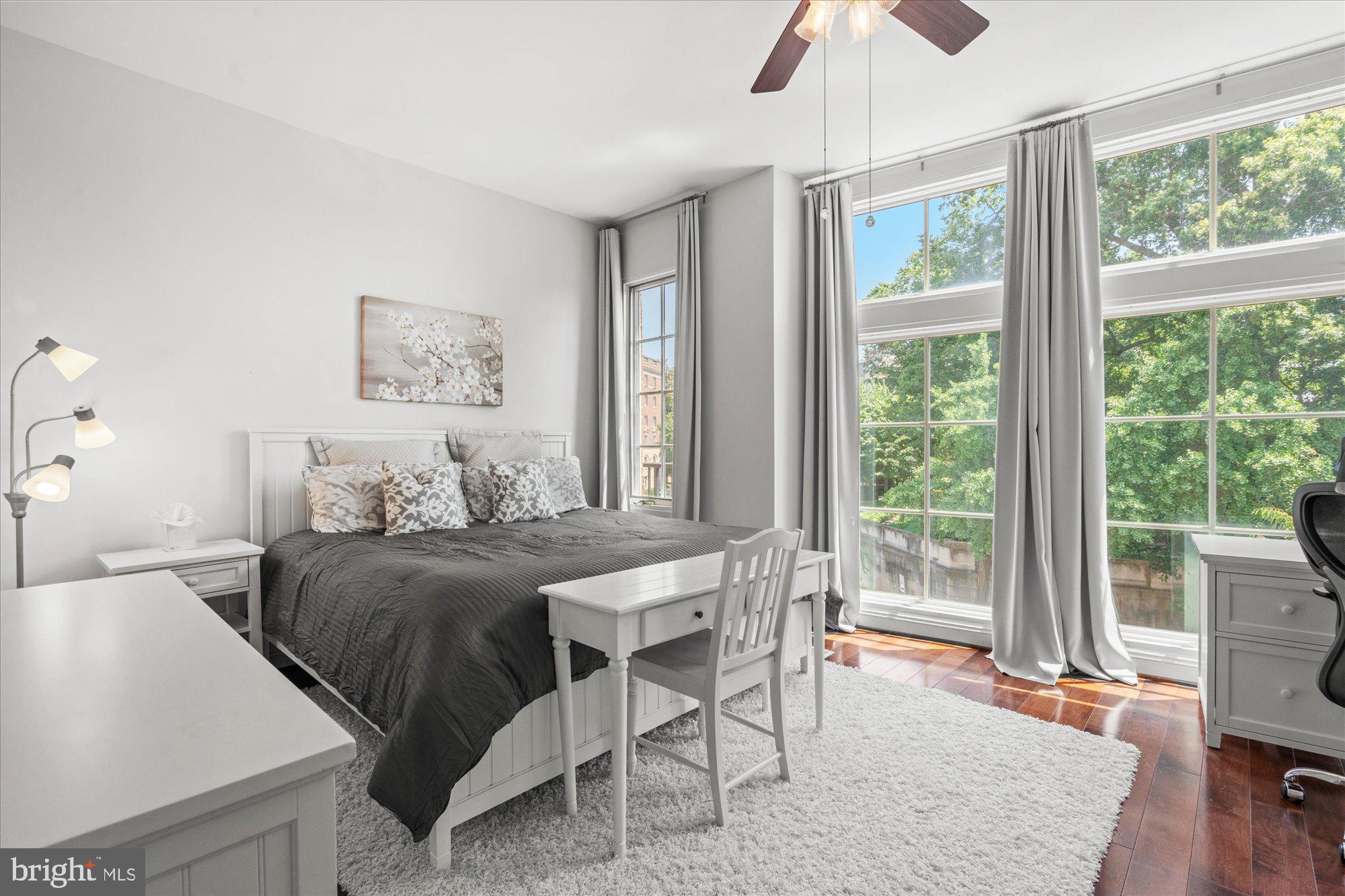 2200 17th St NW #213