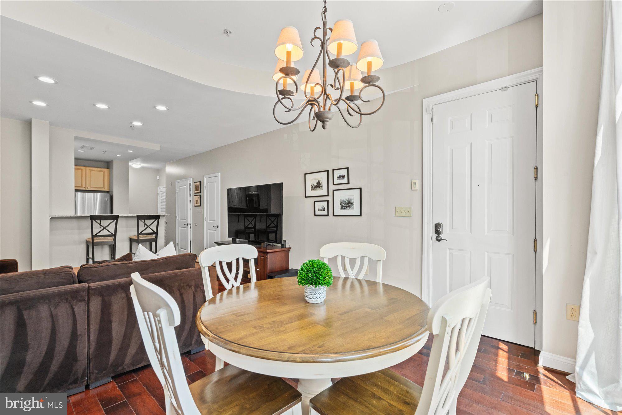 2200 17th St NW #213