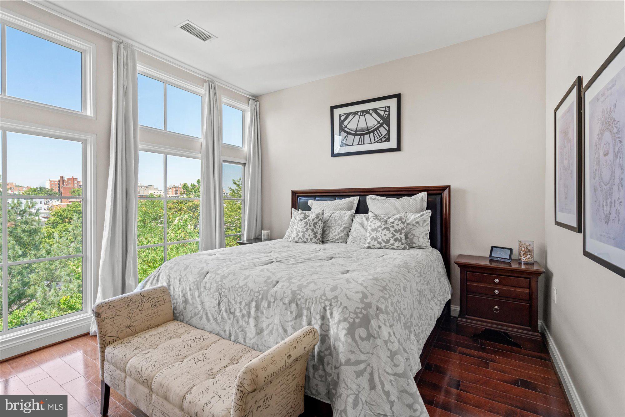 2200 17th St NW #213